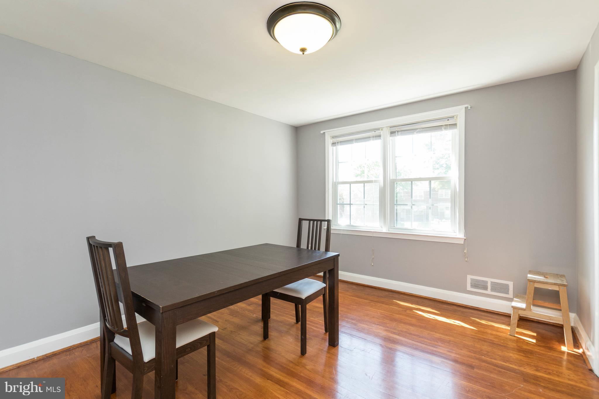 LOCH RAVEN MANOR - Residential