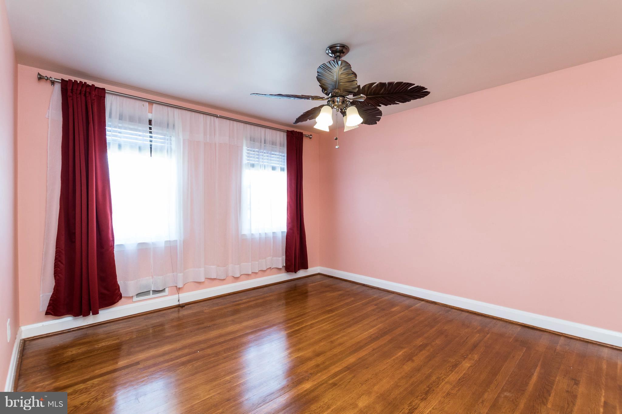 LOCH RAVEN MANOR - Residential