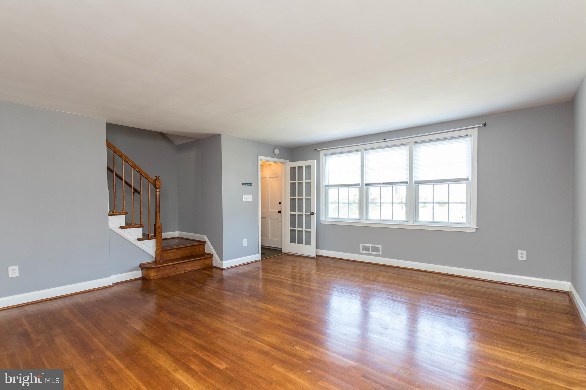 LOCH RAVEN MANOR - Residential