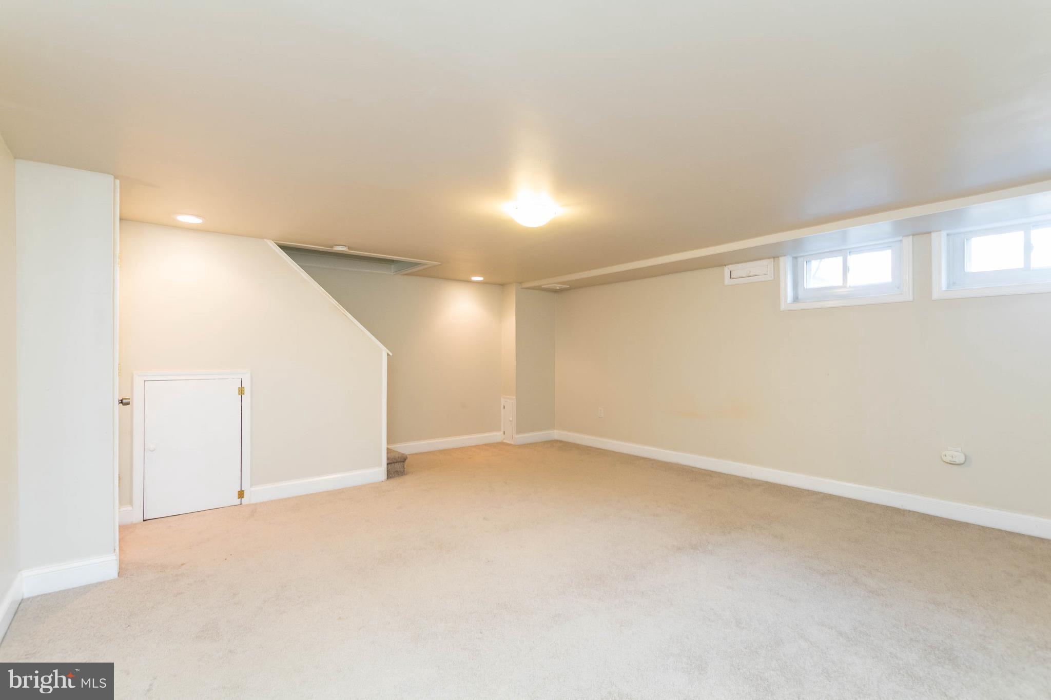 LOCH RAVEN MANOR - Residential