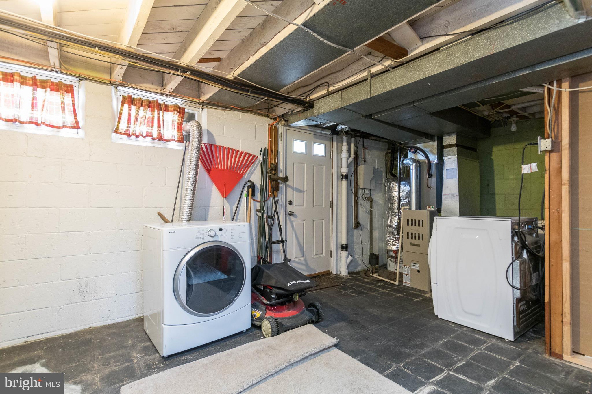 LOCH RAVEN MANOR - Residential