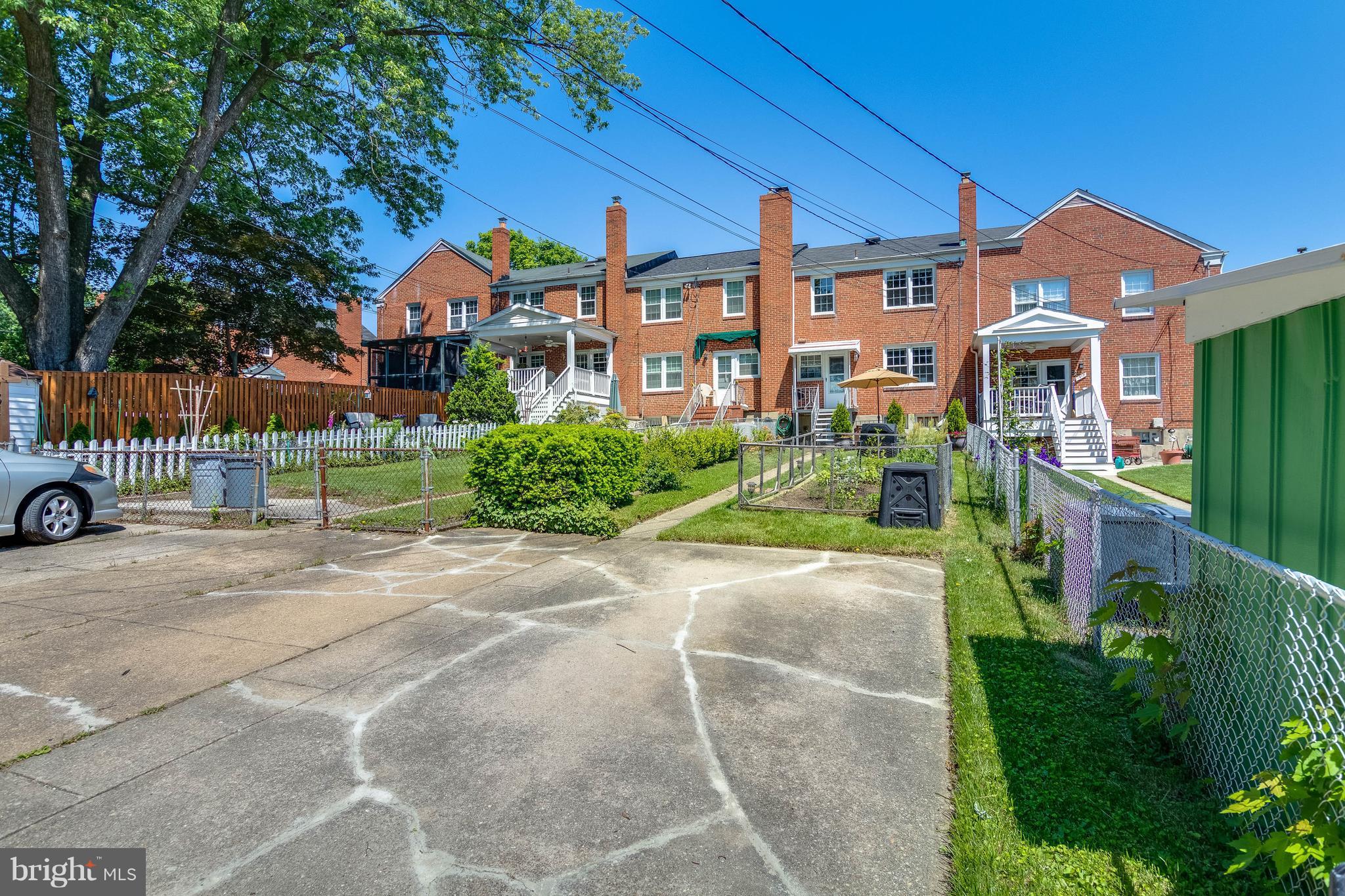 LOCH RAVEN MANOR - Residential