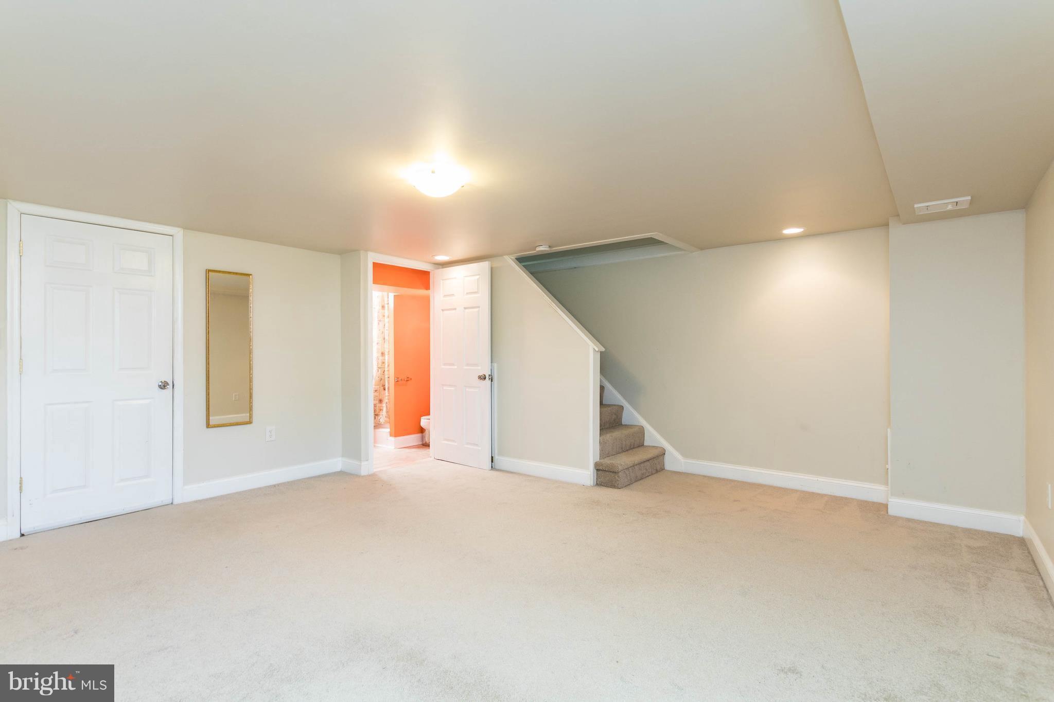 LOCH RAVEN MANOR - Residential