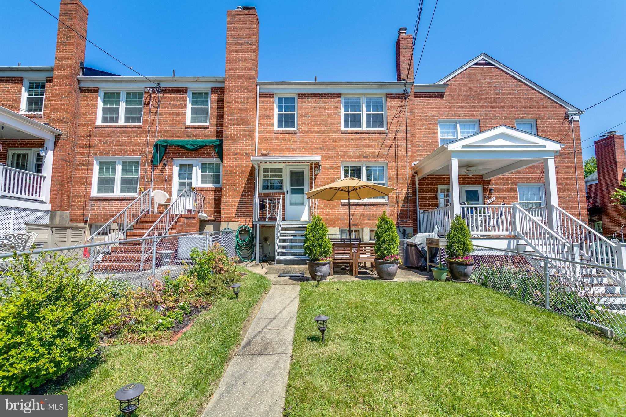 LOCH RAVEN MANOR - Residential