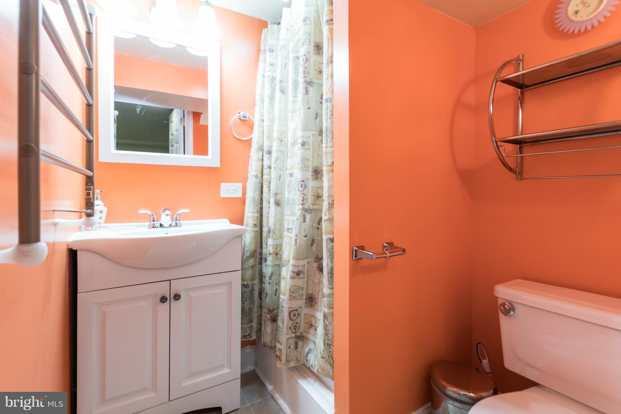 LOCH RAVEN MANOR - Residential