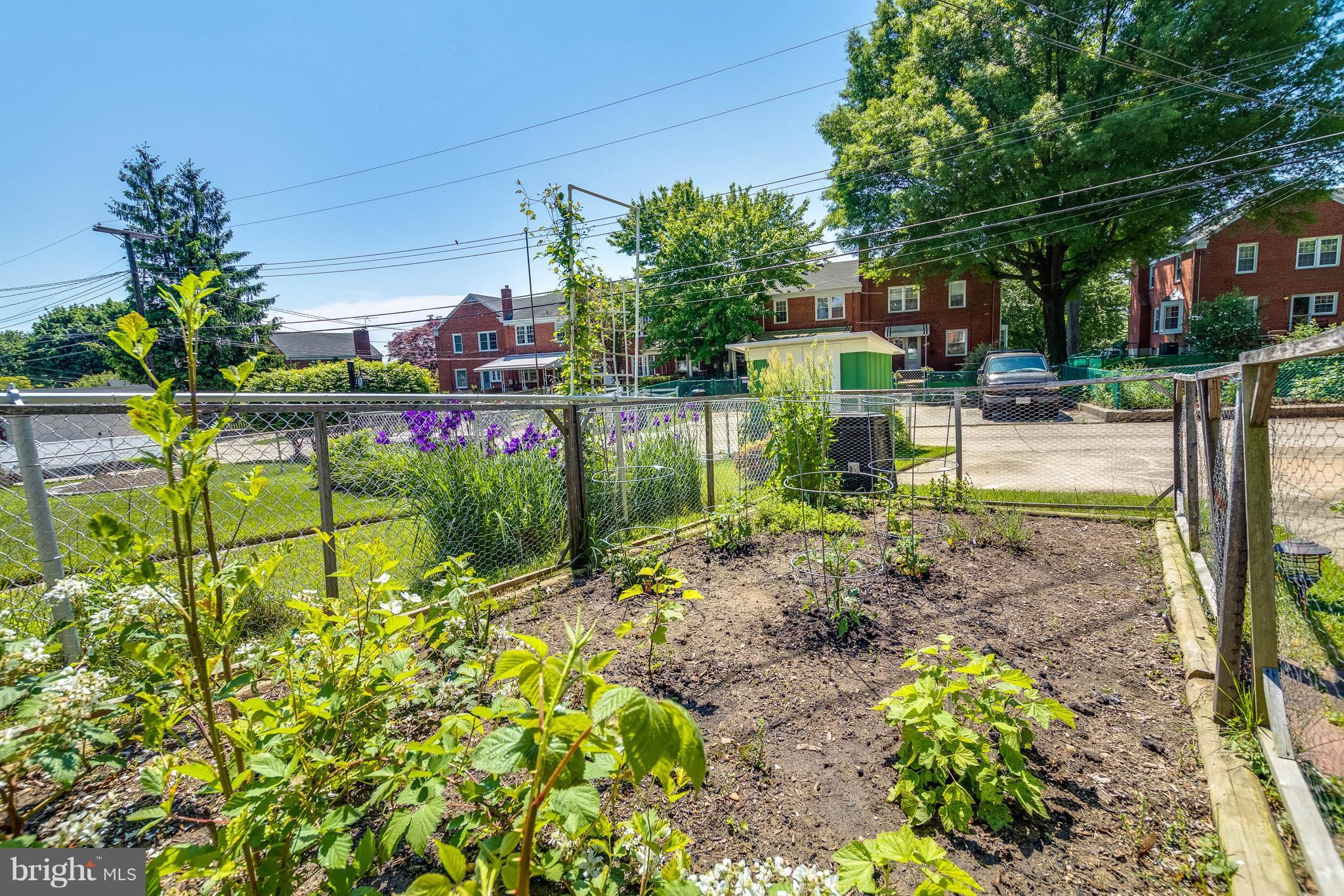 LOCH RAVEN MANOR - Residential