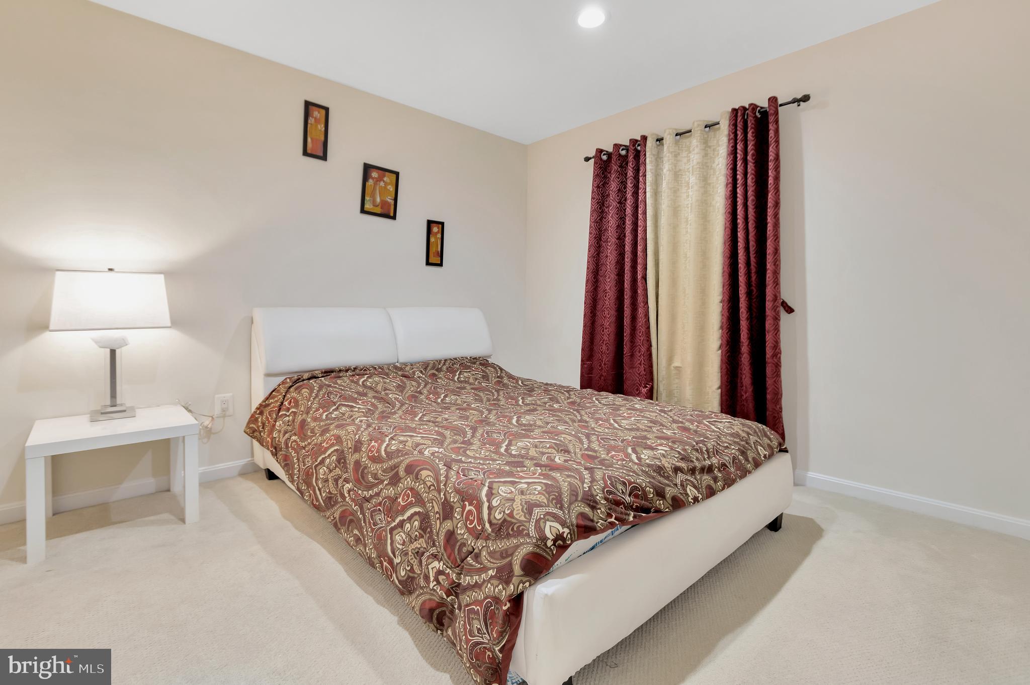 SUMMER HAVEN - Residential