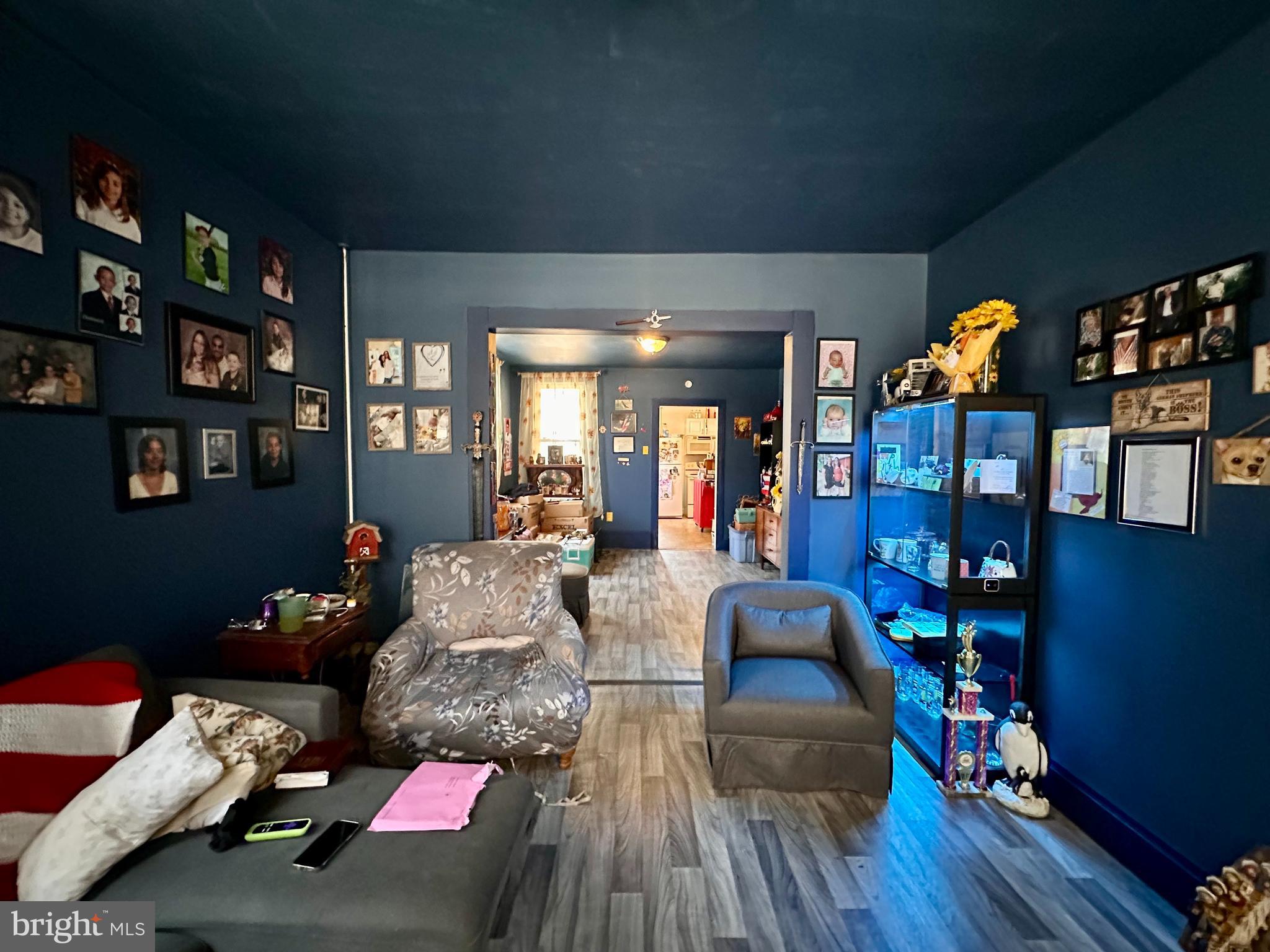 498 N 6TH STREET