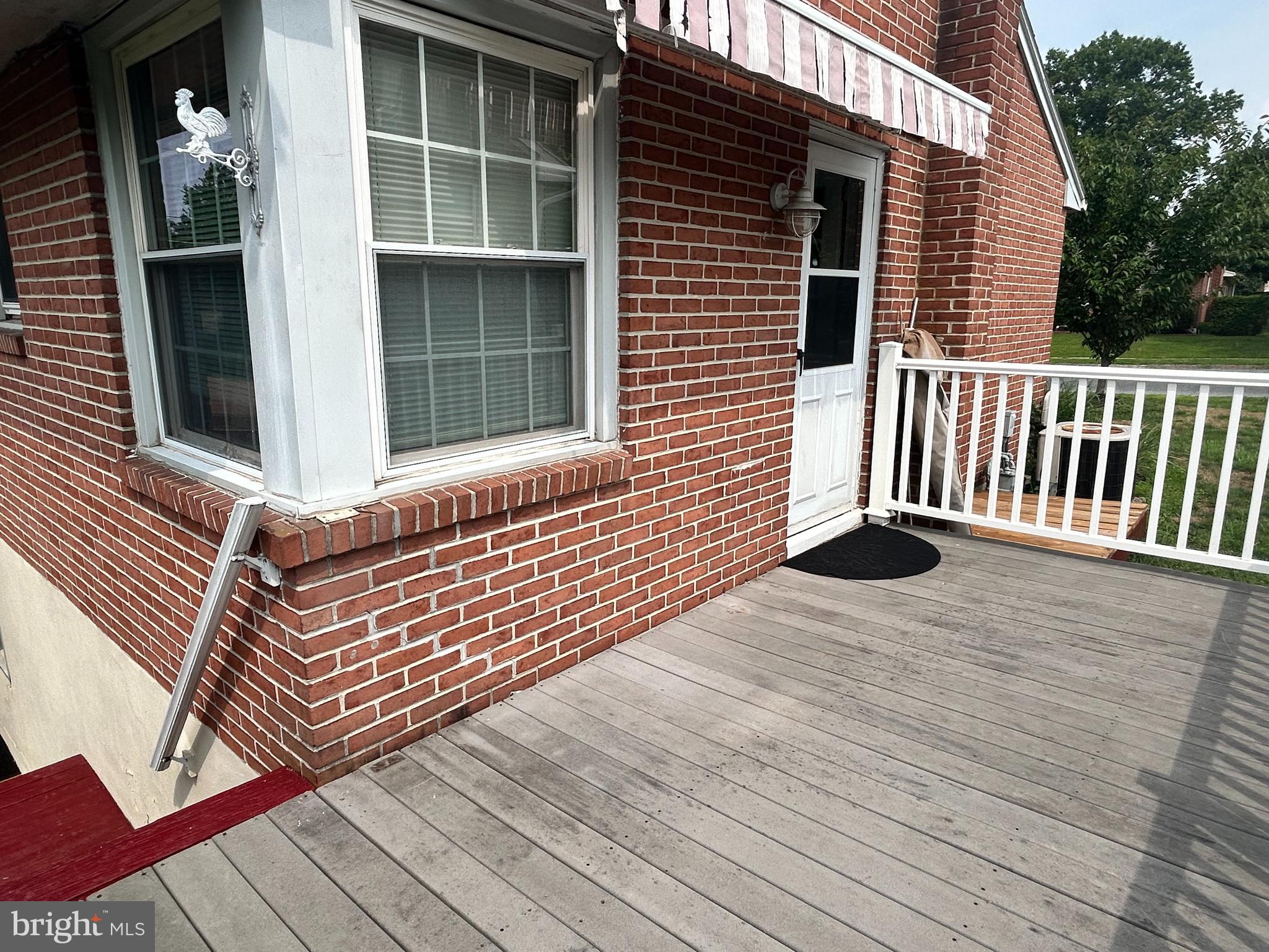 LINSTEAD - Residential Lease