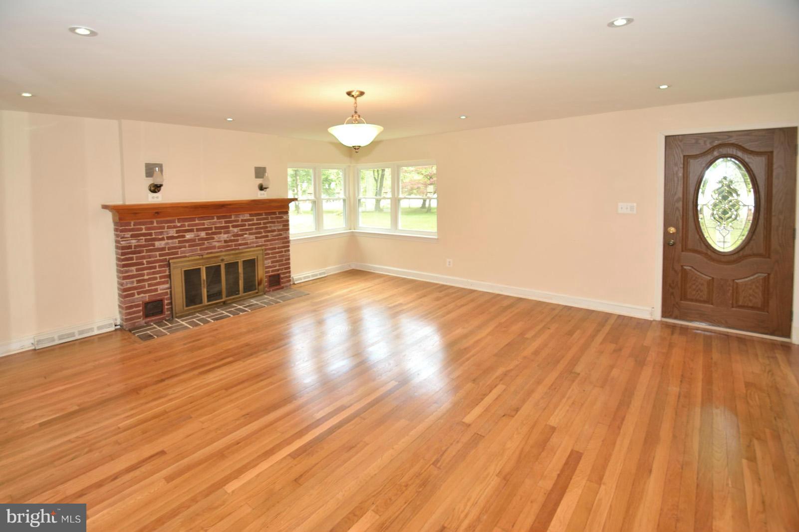 SCHWARTZ ACREAGE - Residential