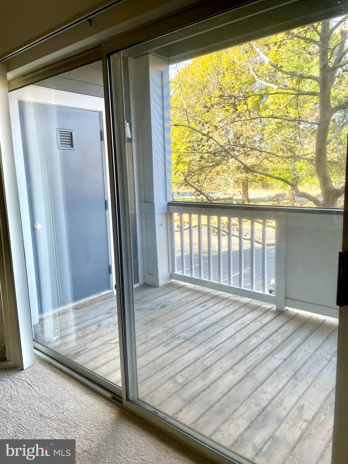 S.GLEN AT UNIVERSITY CTR - Residential Lease