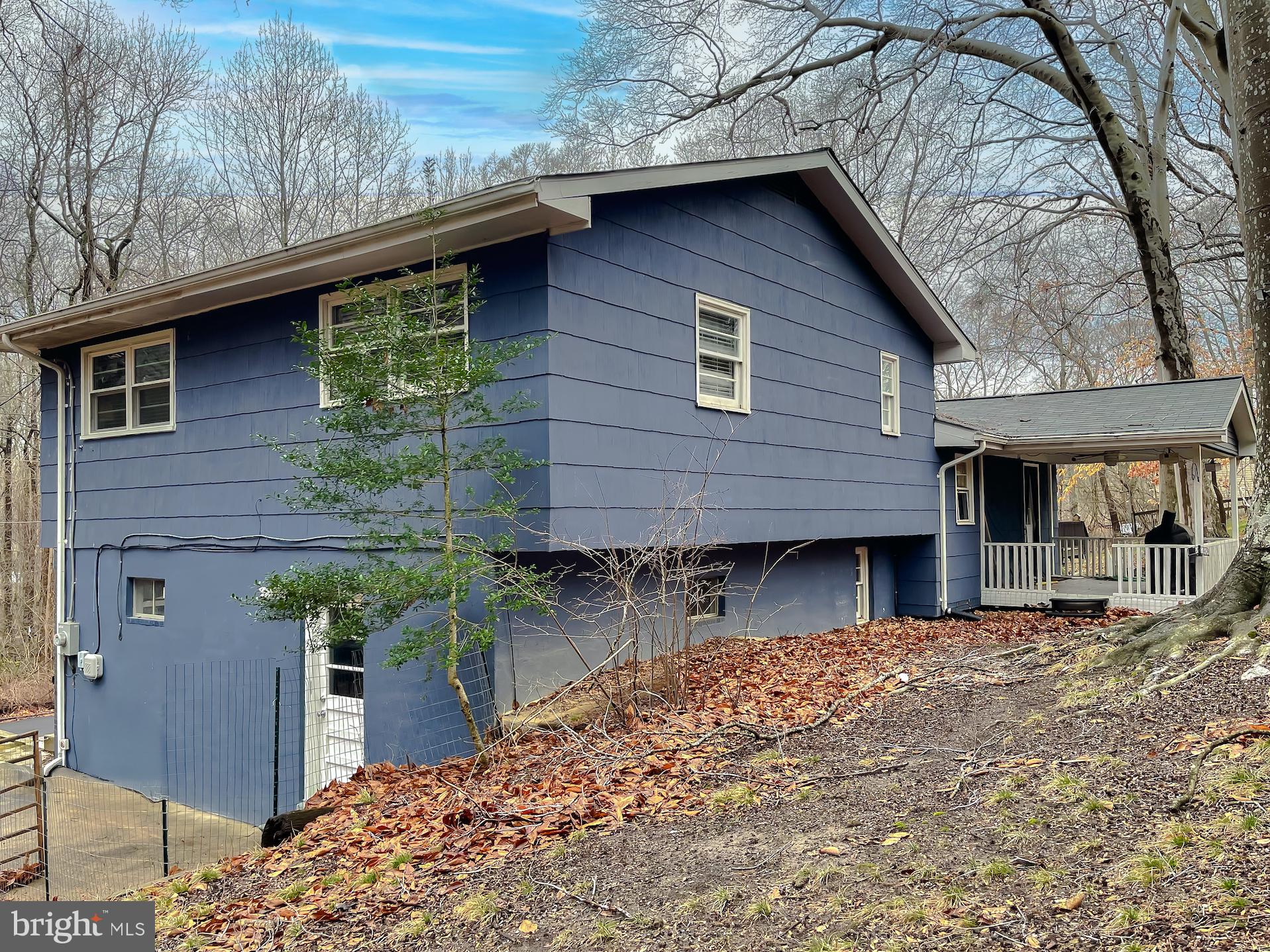 LONG BEACH - Residential