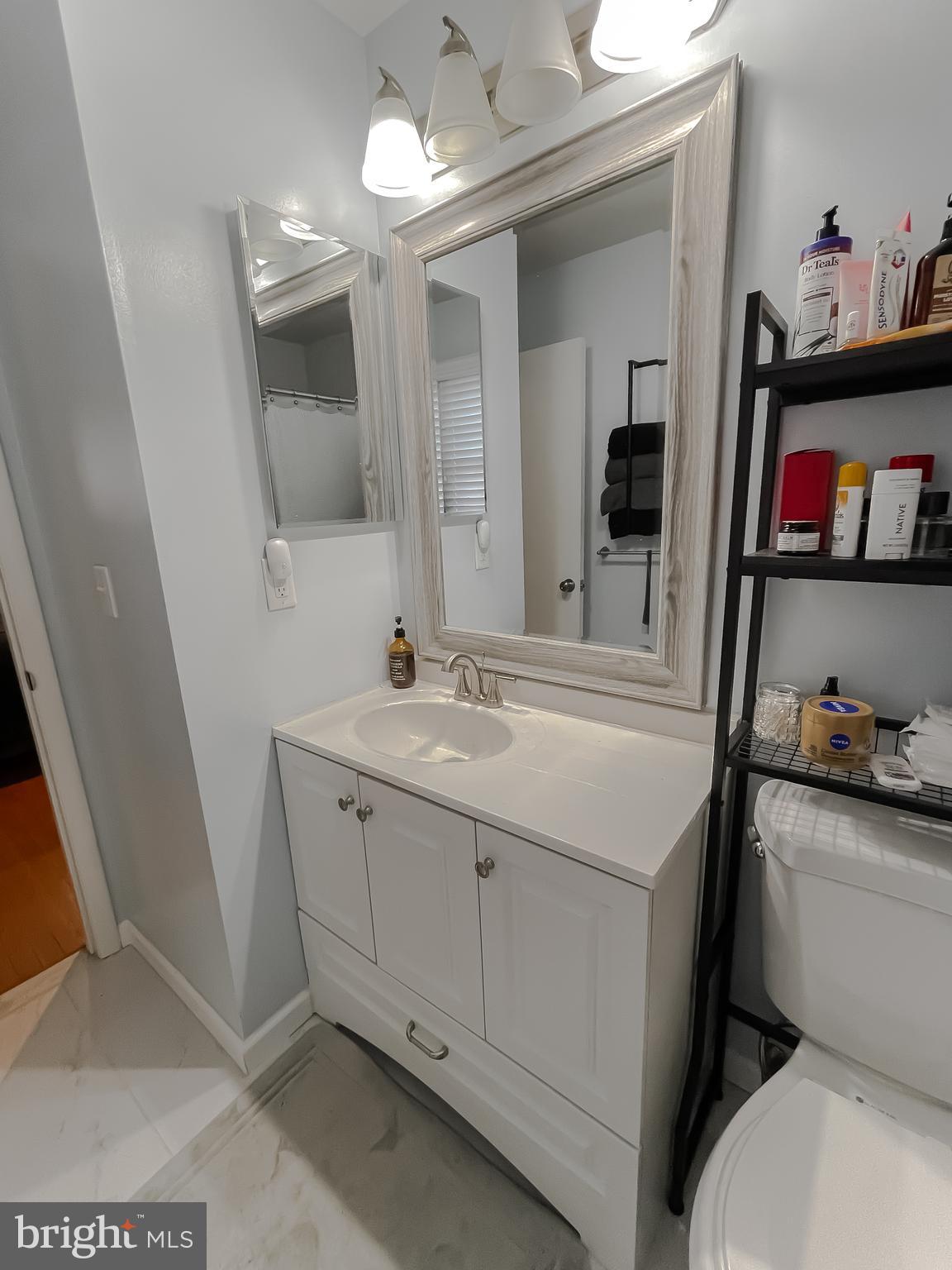 LONG BEACH - Residential