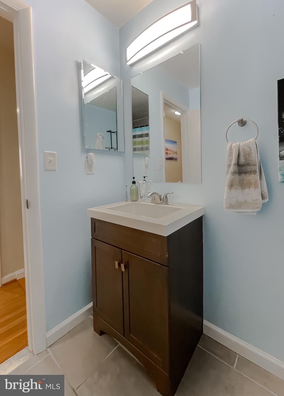 LONG BEACH - Residential