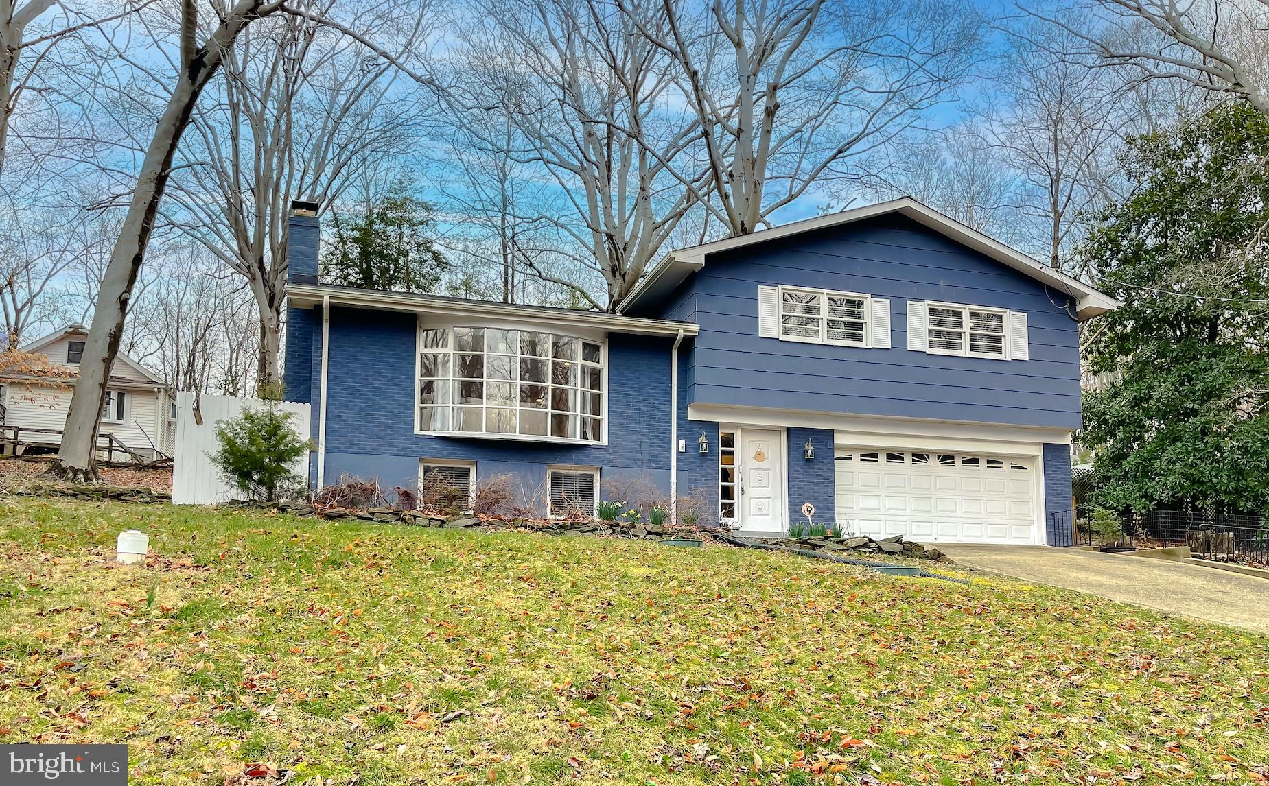 LONG BEACH - Residential