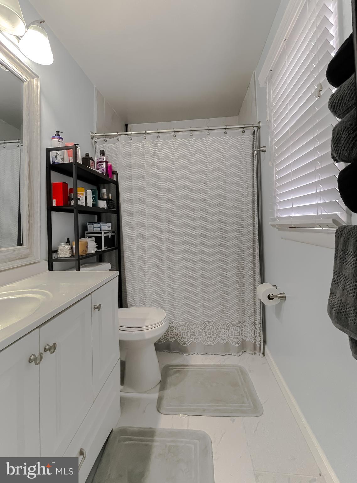 LONG BEACH - Residential