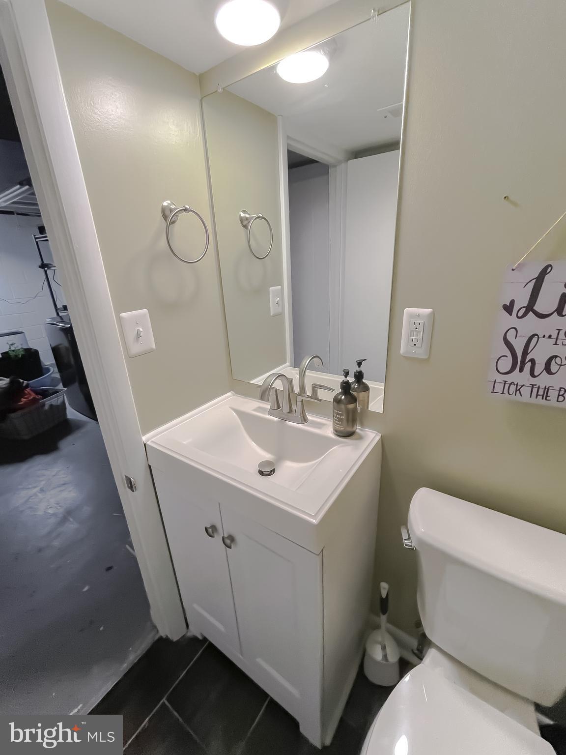 LONG BEACH - Residential