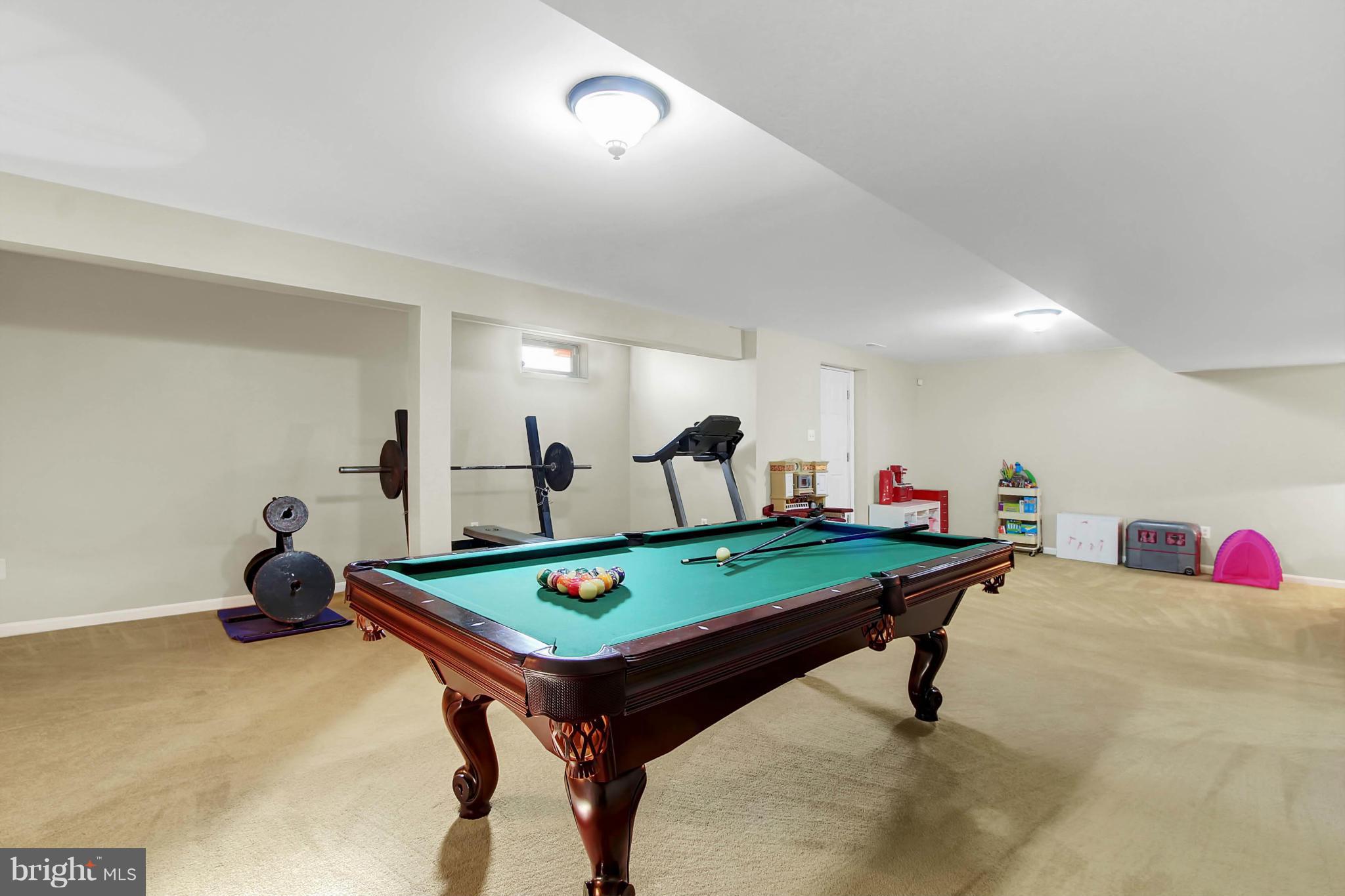 POMEROY MANOR - Residential