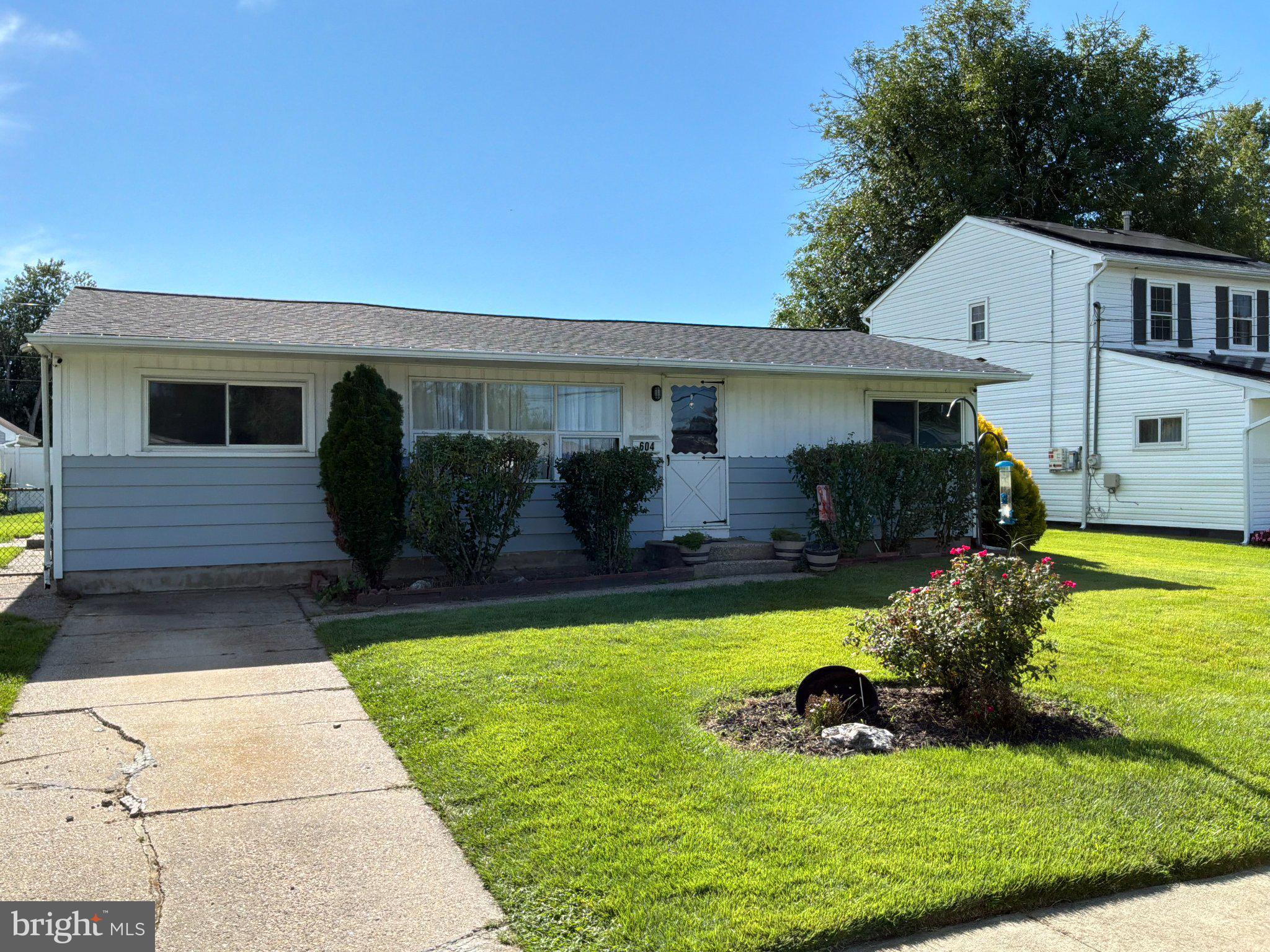 604 N COLES AVENUE