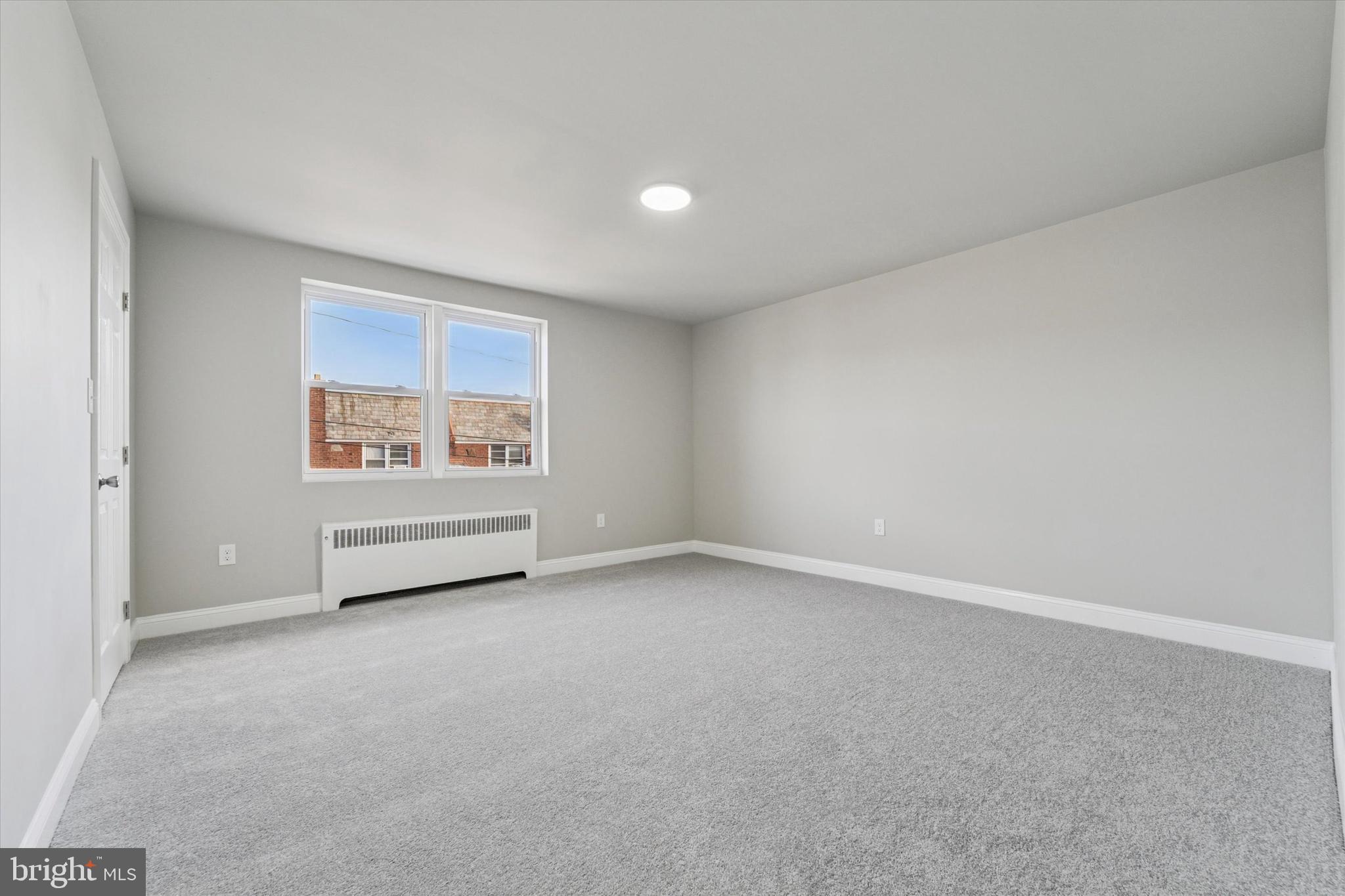 WALNUT HILL - Residential