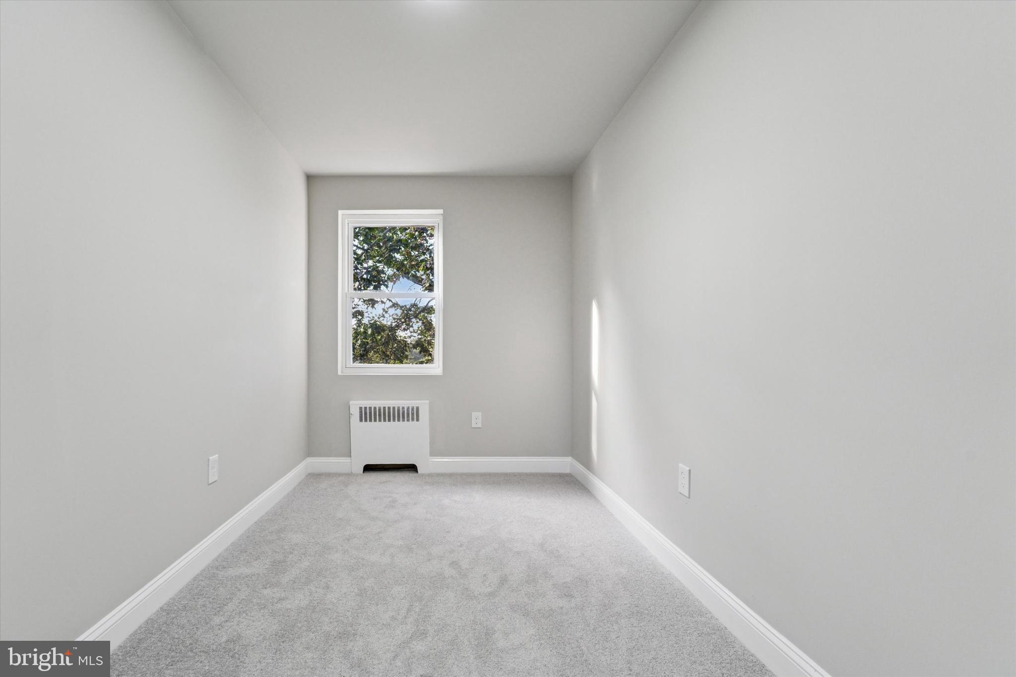 WALNUT HILL - Residential