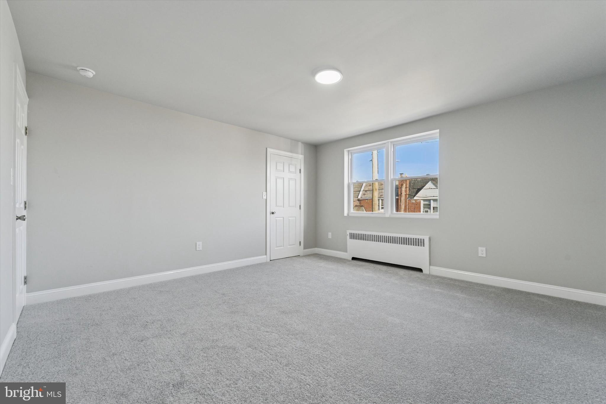 WALNUT HILL - Residential