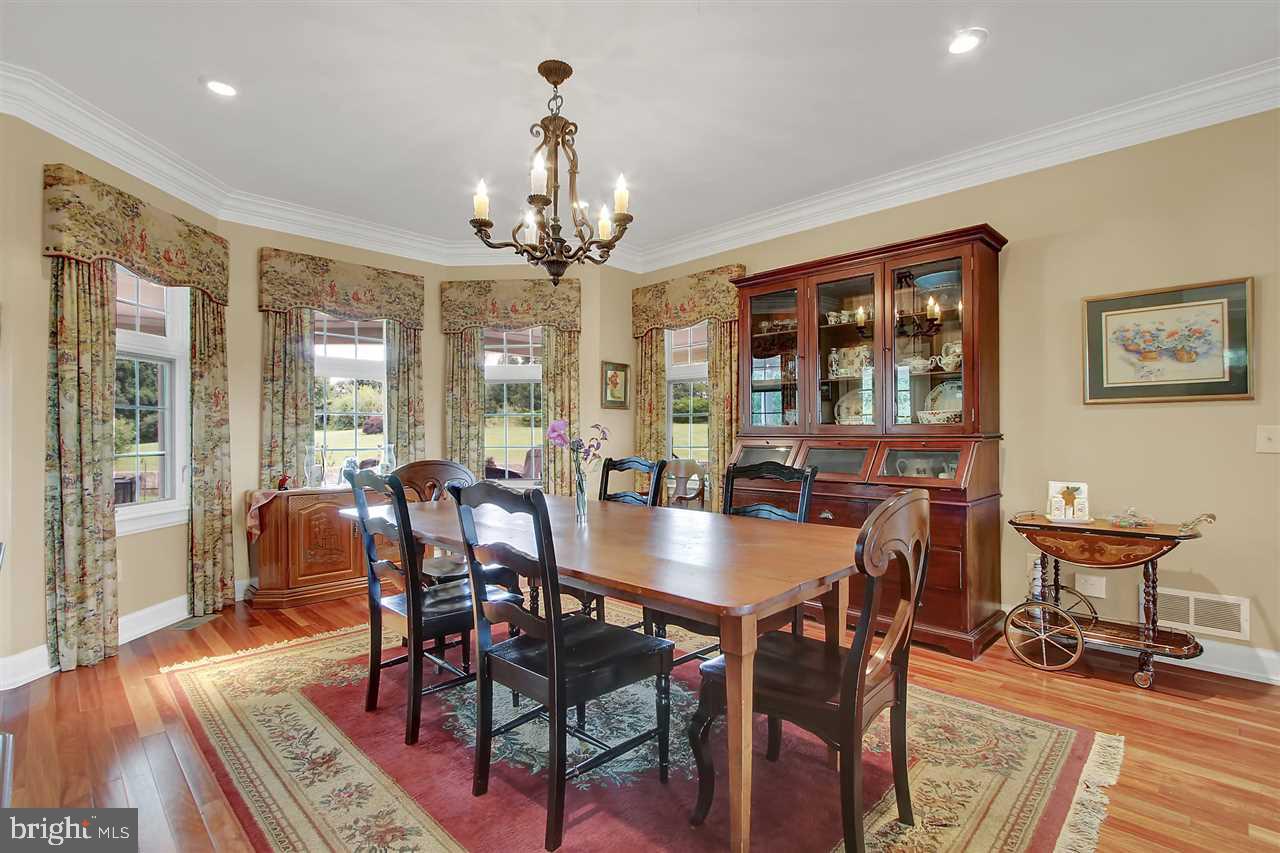 BELLA NOTTE ESTATE - Farm