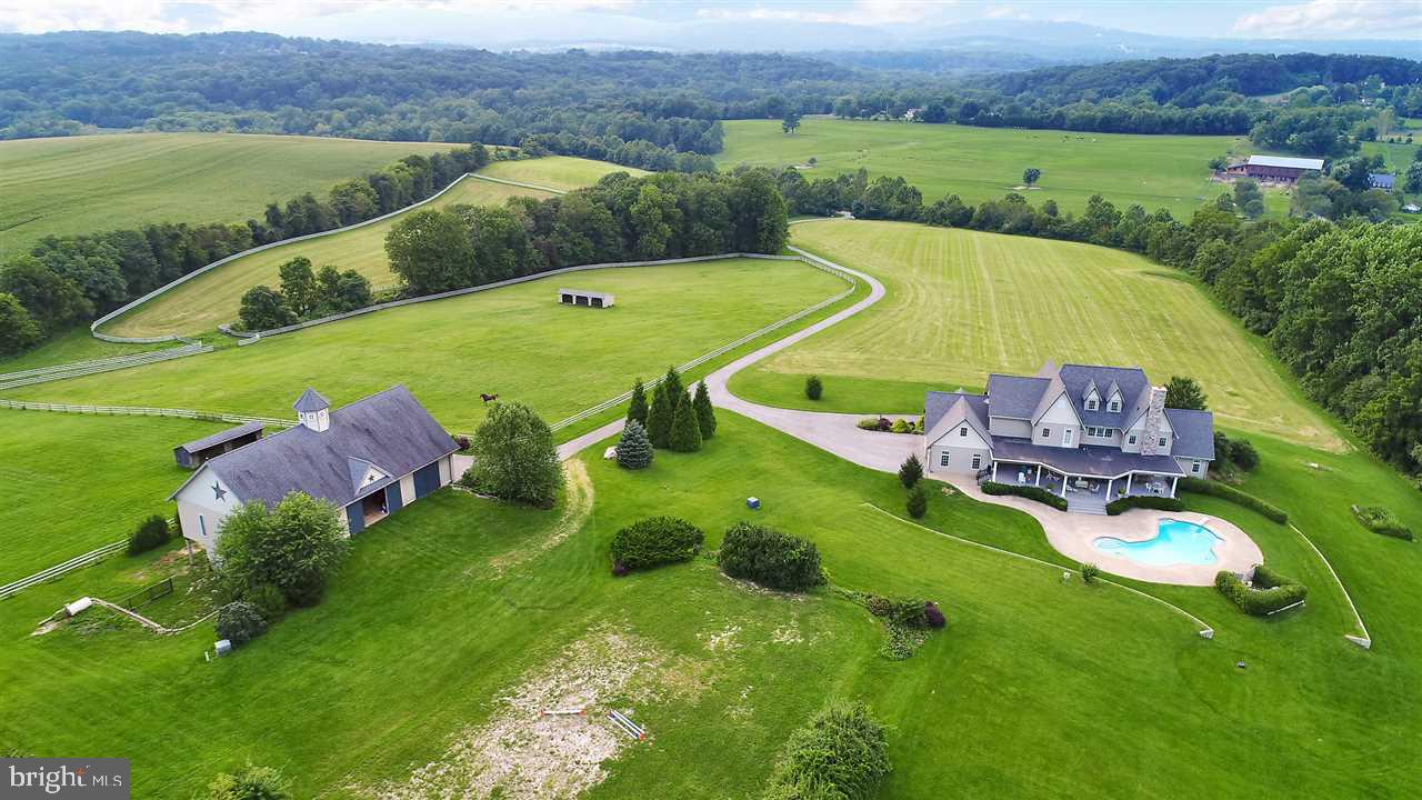 BELLA NOTTE ESTATE - Farm