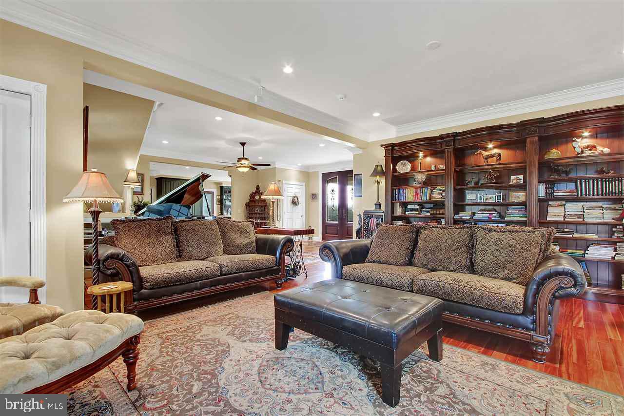 BELLA NOTTE ESTATE - Farm