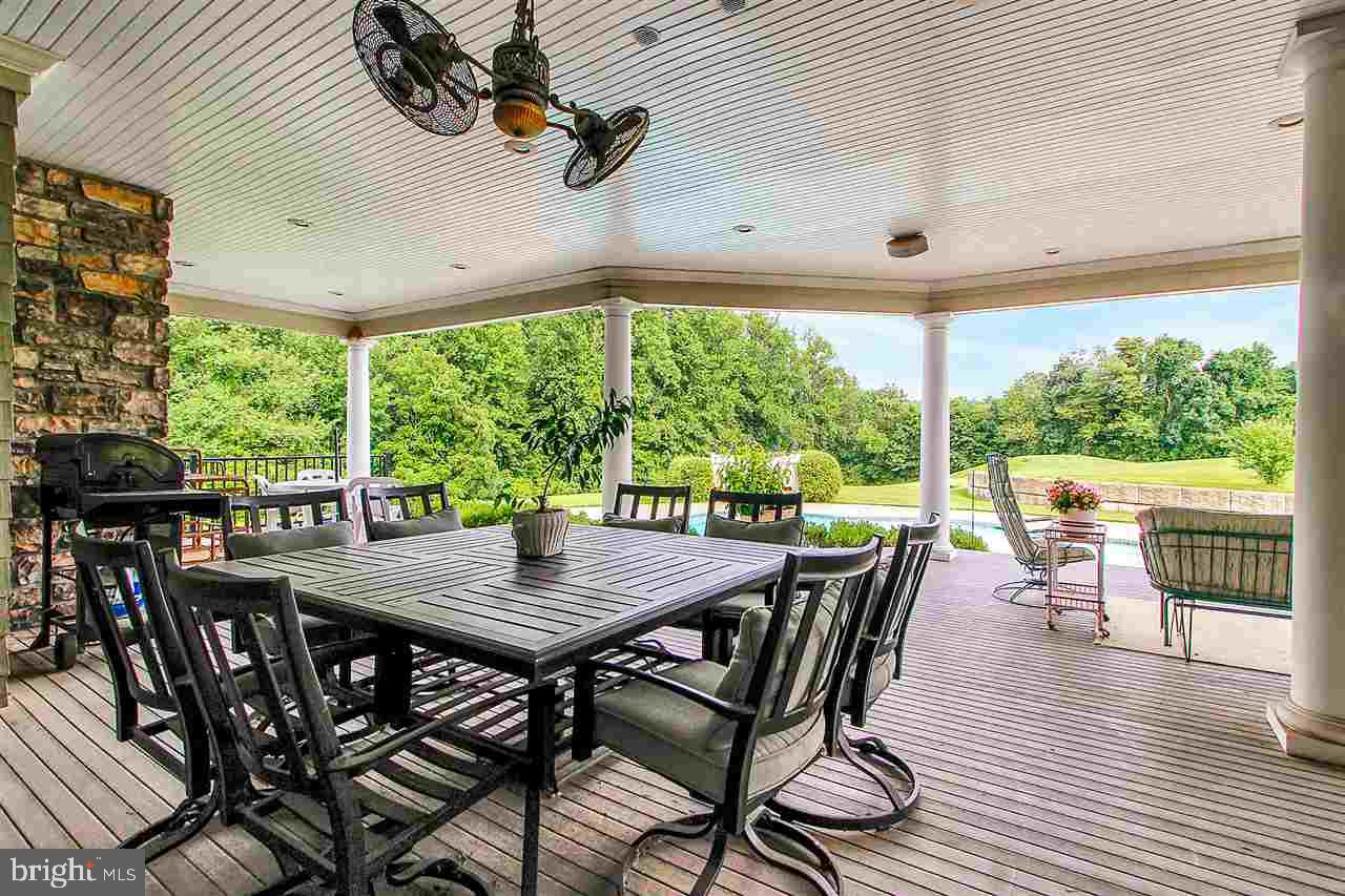 BELLA NOTTE ESTATE - Farm