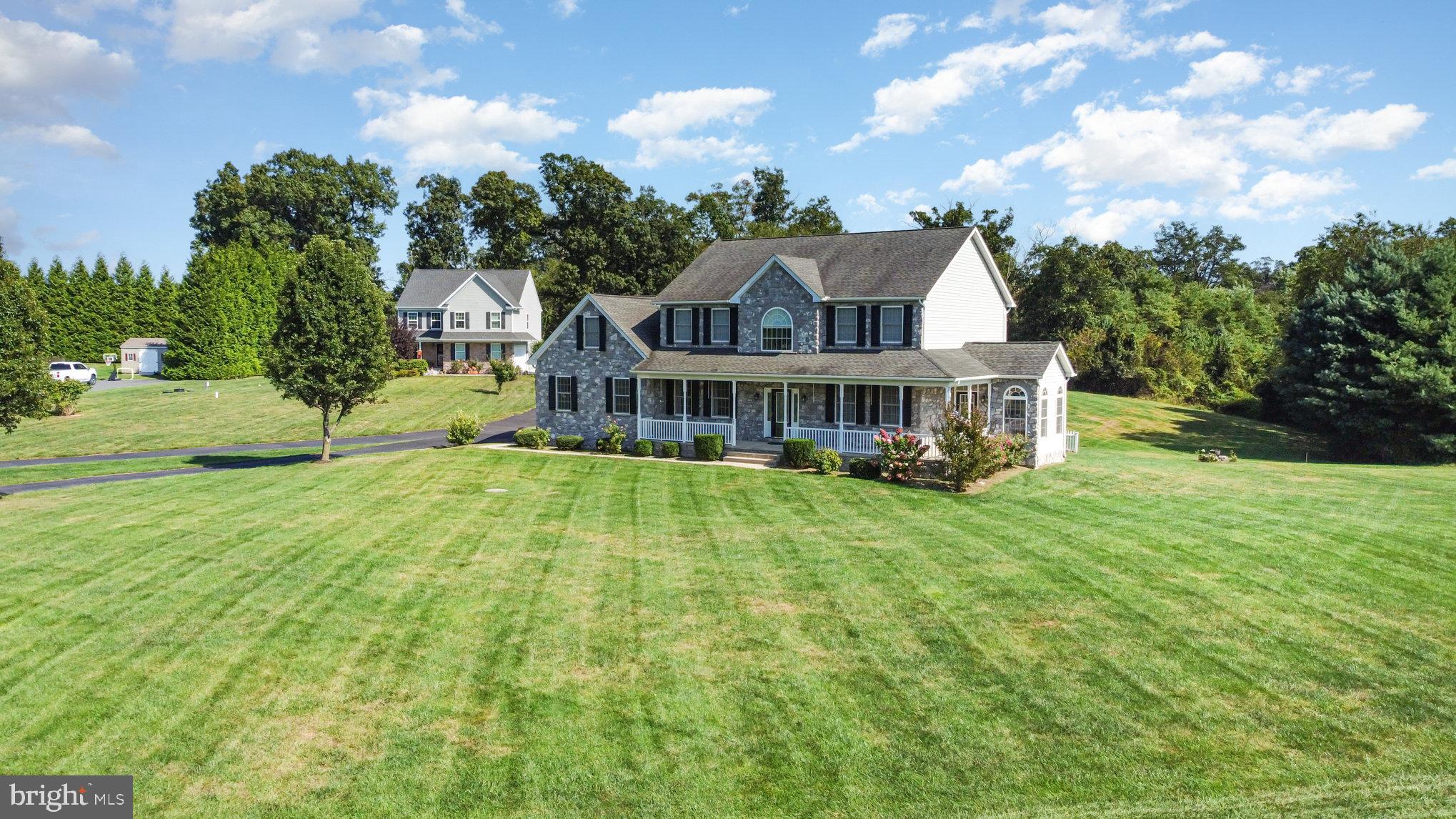 HOPEWELL RIDGE - Residential