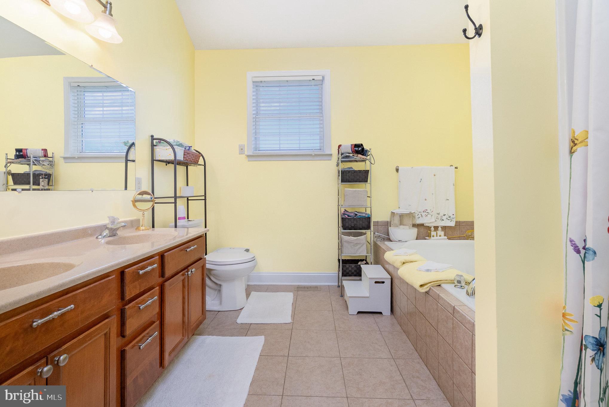 HOPEWELL RIDGE - Residential