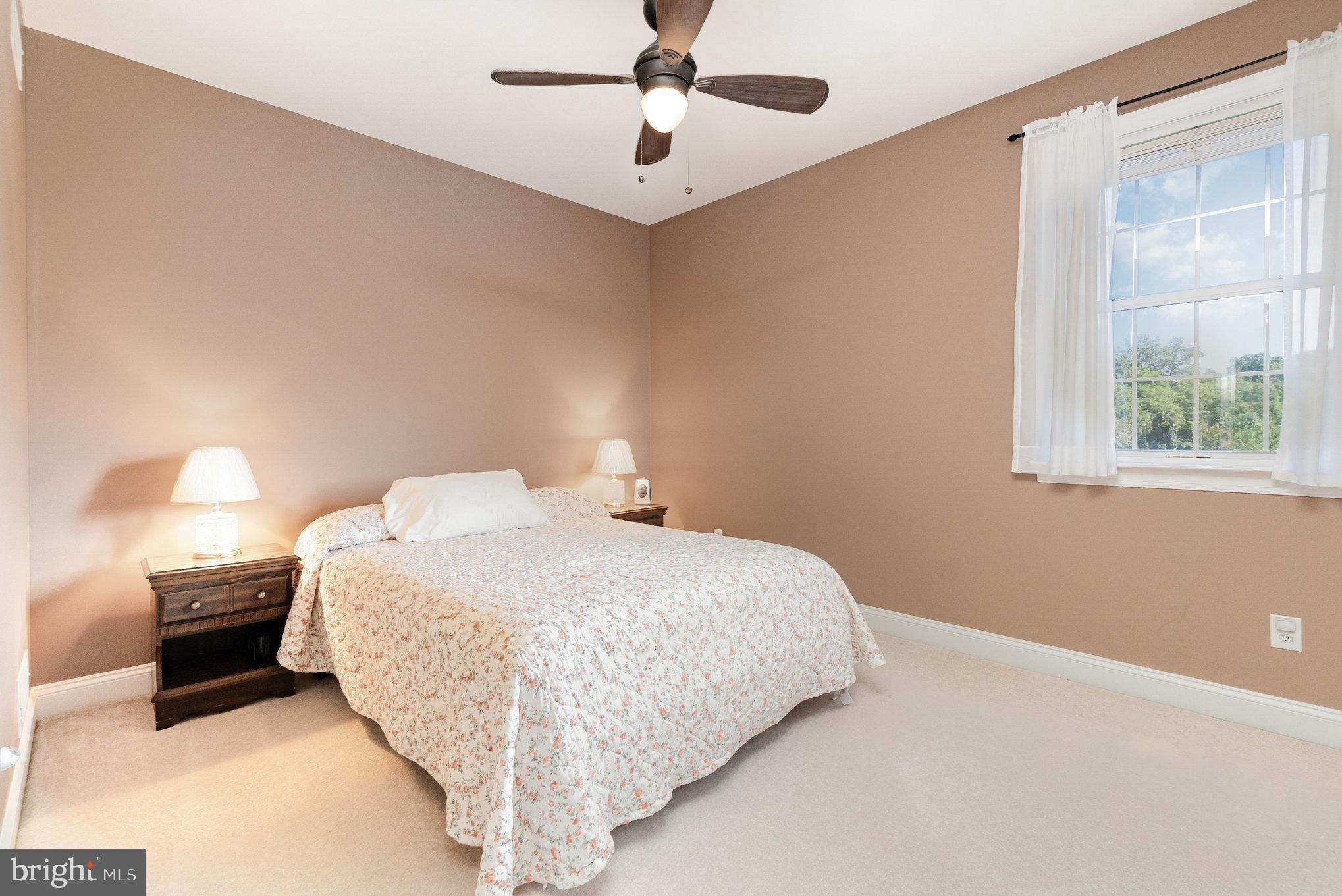 HOPEWELL RIDGE - Residential