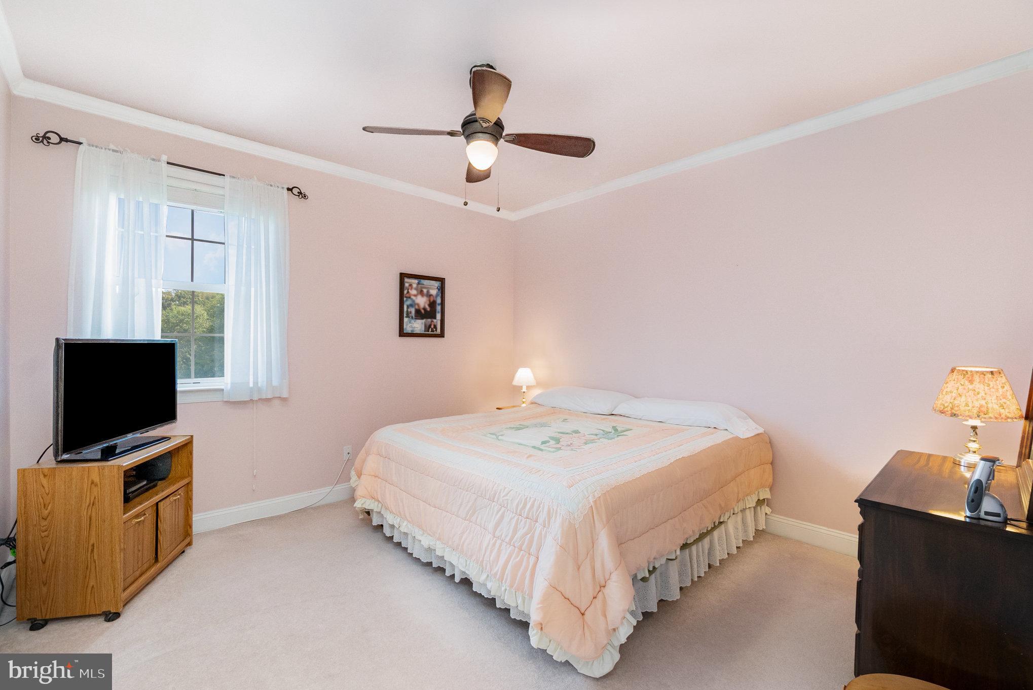 HOPEWELL RIDGE - Residential