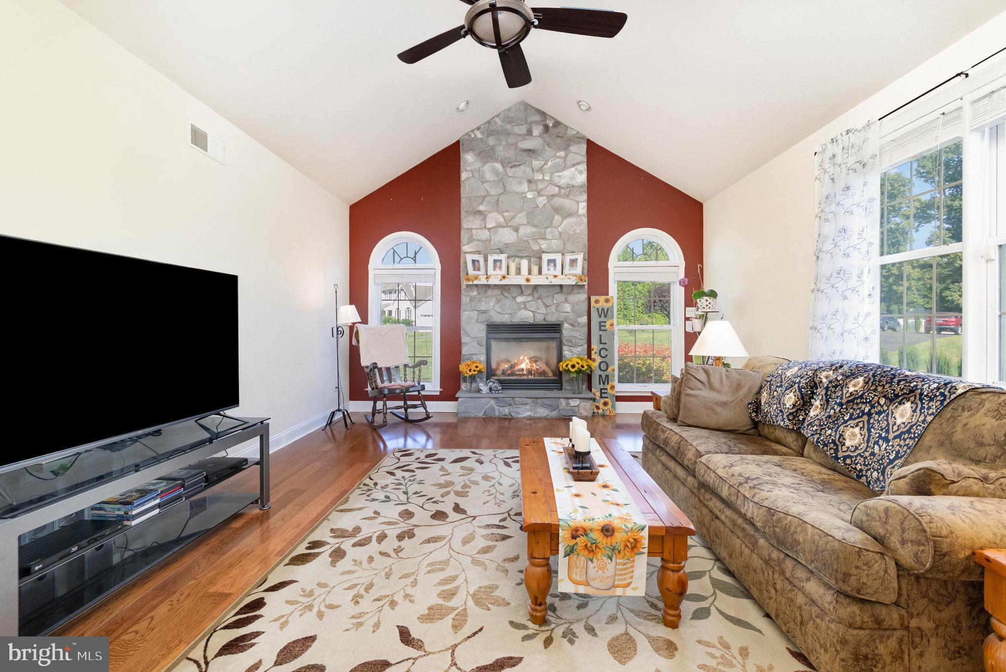 HOPEWELL RIDGE - Residential