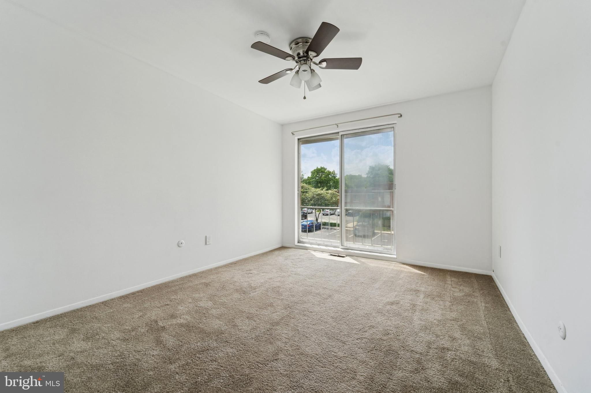 YORKTOWN - Residential