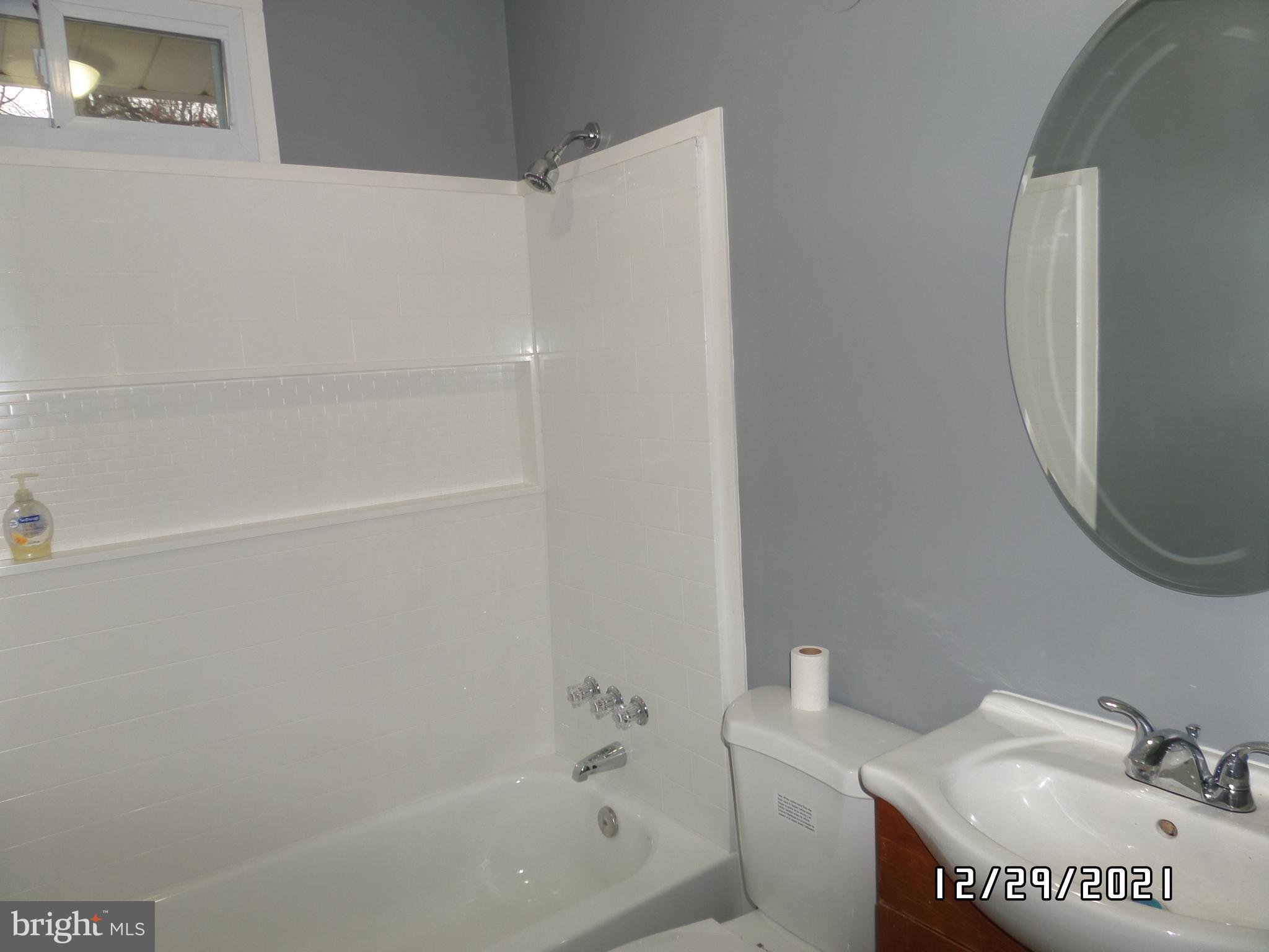 ROCK CREEK PALISADES - Residential Lease