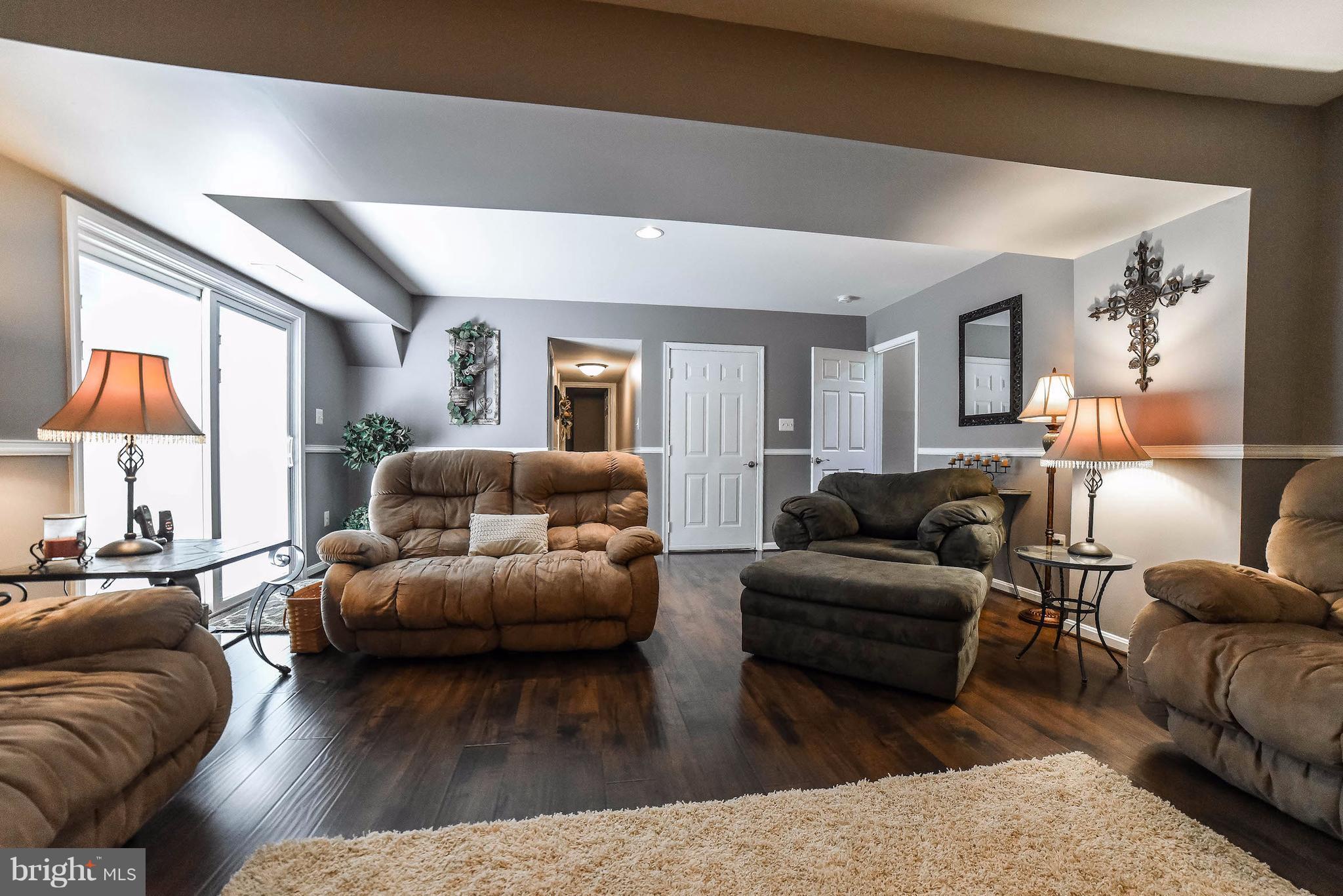 SUMMERWOOD - Residential