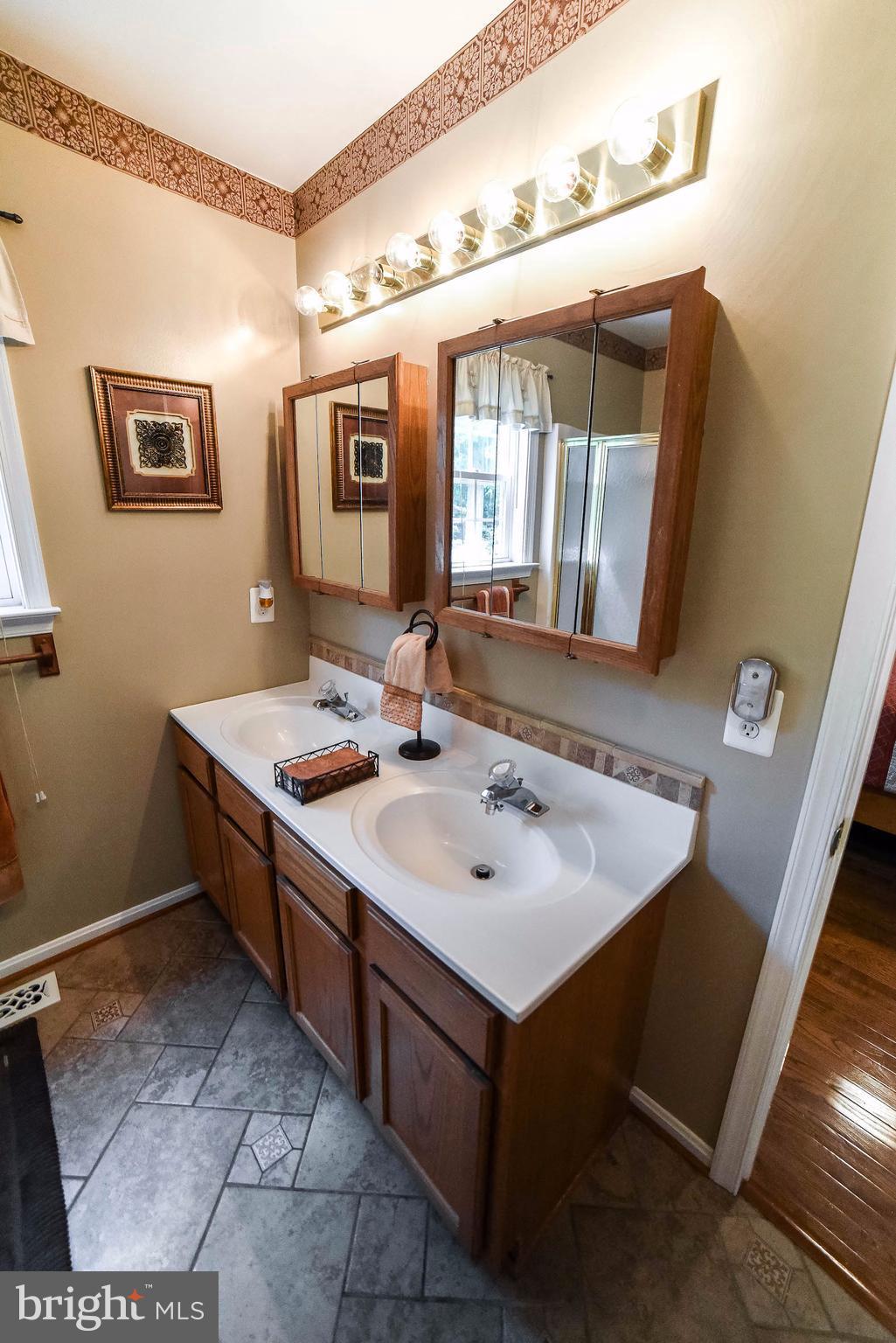 SUMMERWOOD - Residential