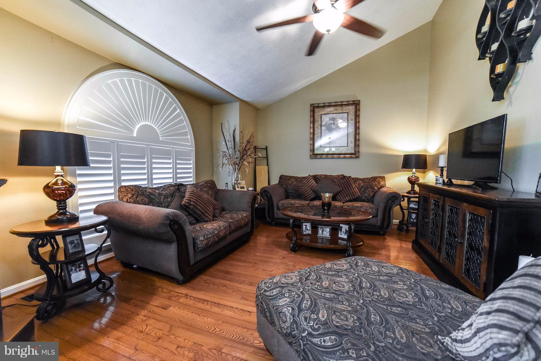 SUMMERWOOD - Residential