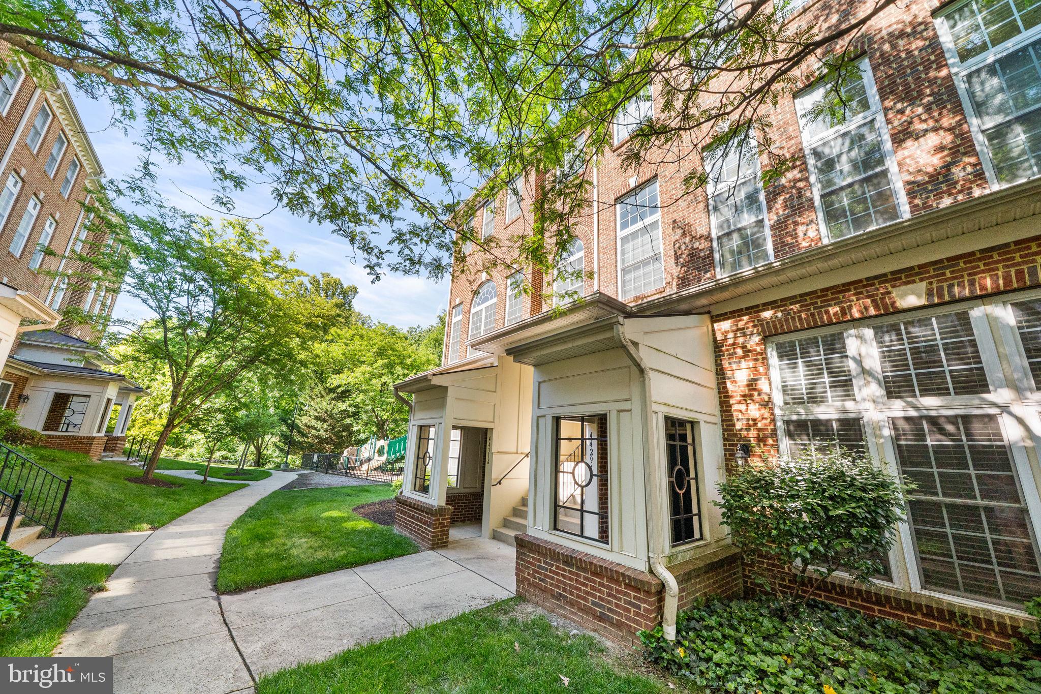 4431 EASTWICK COURT B
