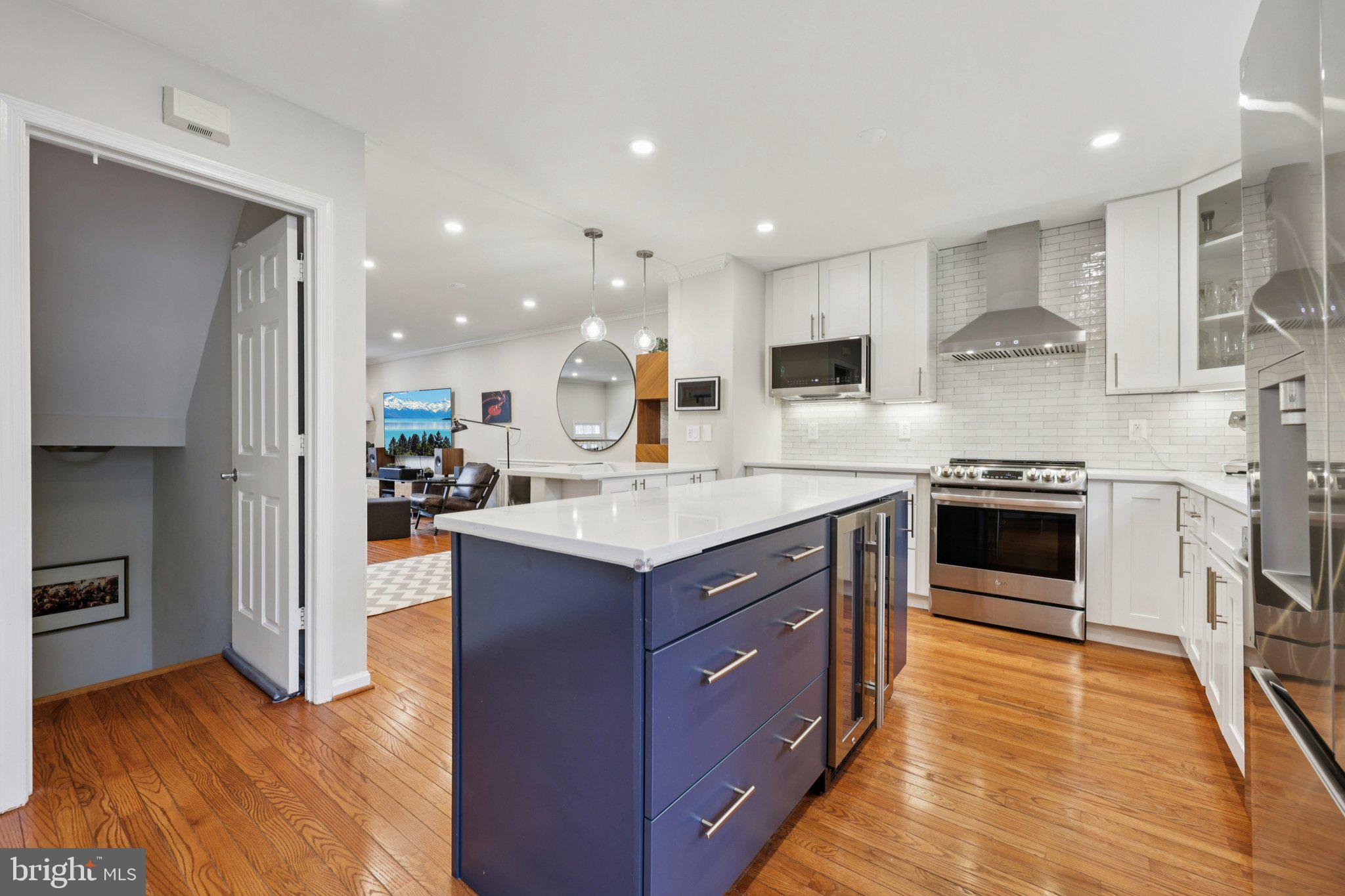 TYSONS STATION - Residential