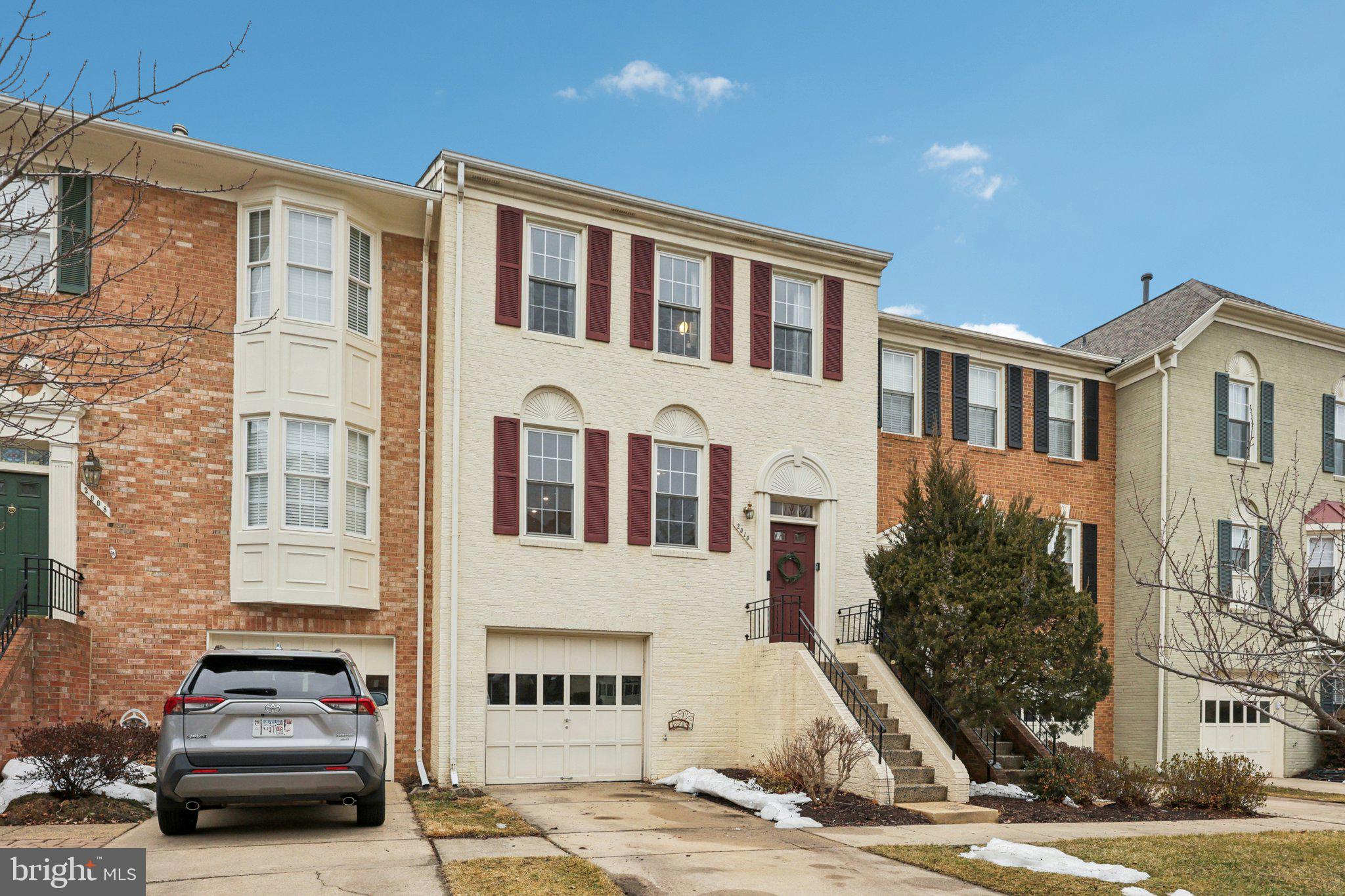 TYSONS STATION - Residential