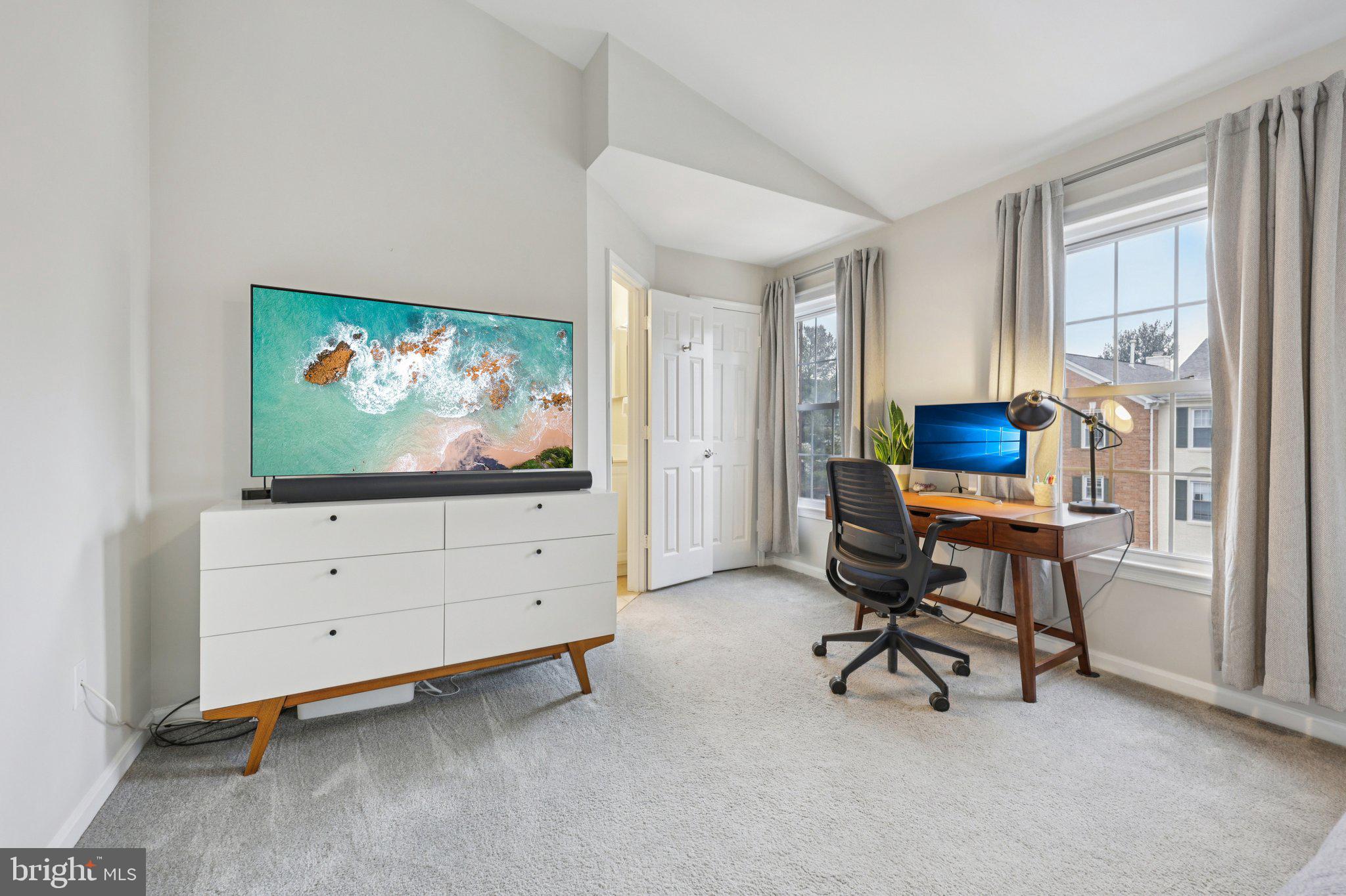 TYSONS STATION - Residential