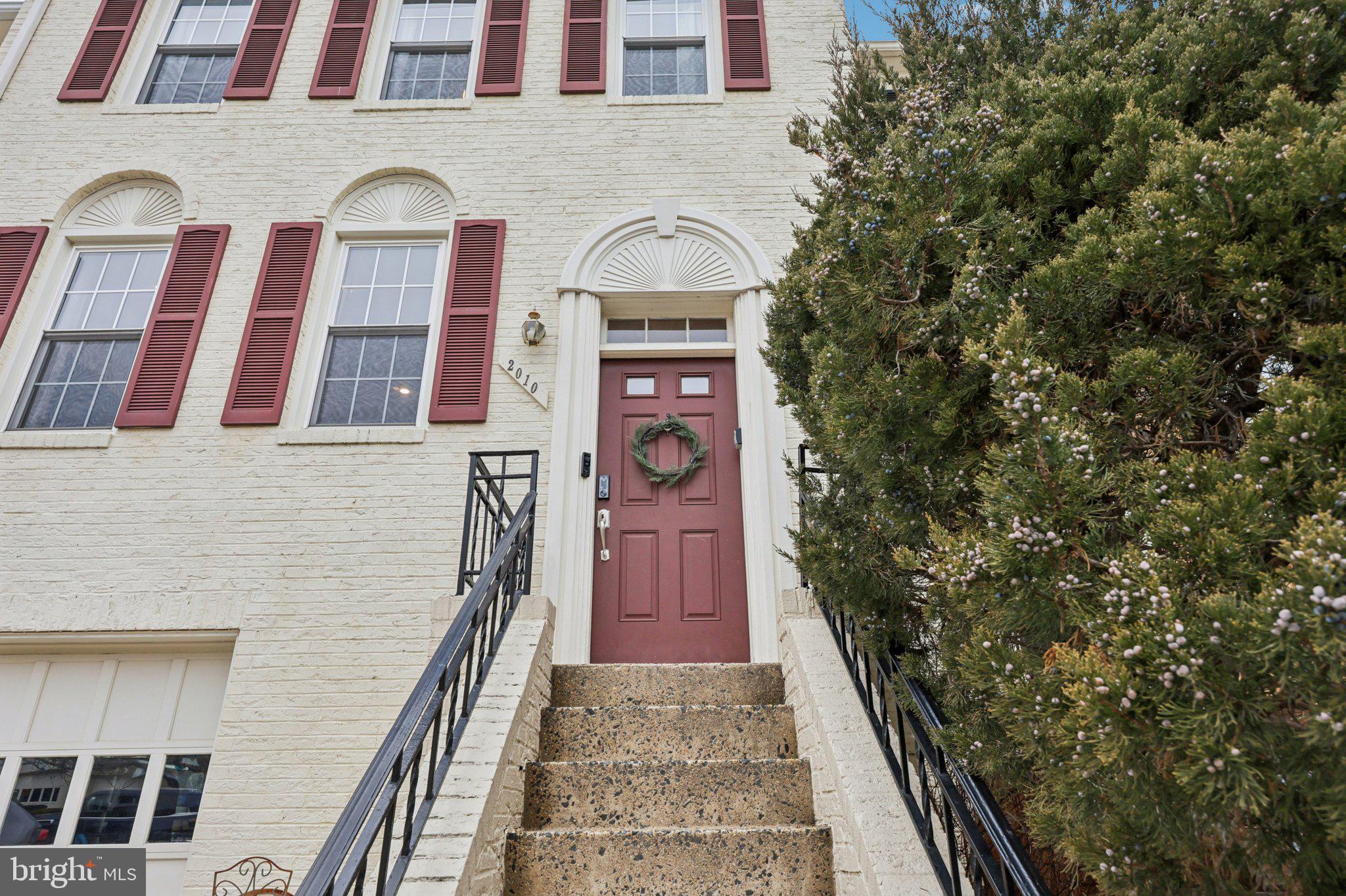 TYSONS STATION - Residential