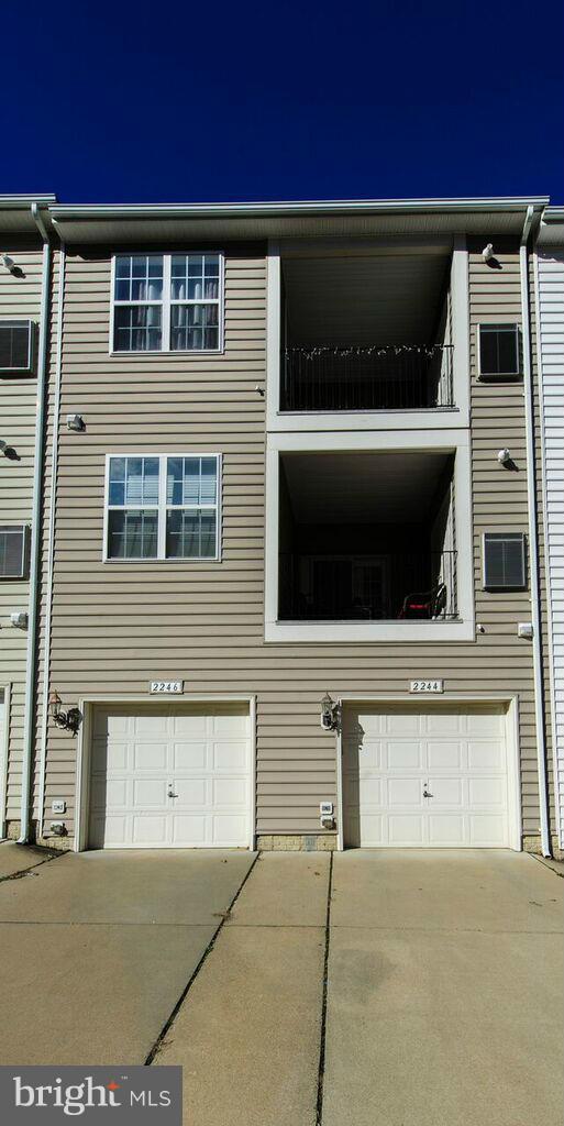 POTOMAC CLUB - Residential