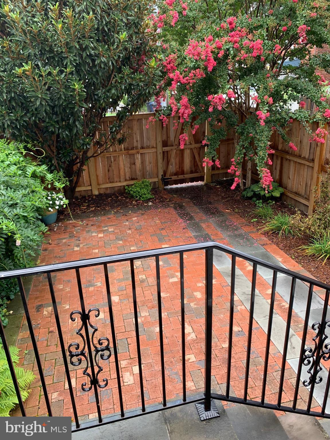 OLD TOWN ALEXANDRIA - Residential Lease