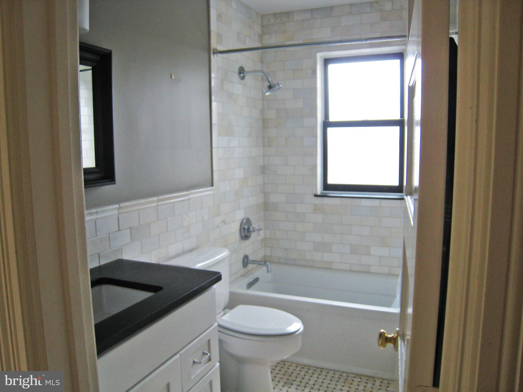 OLD TOWN ALEXANDRIA - Residential Lease