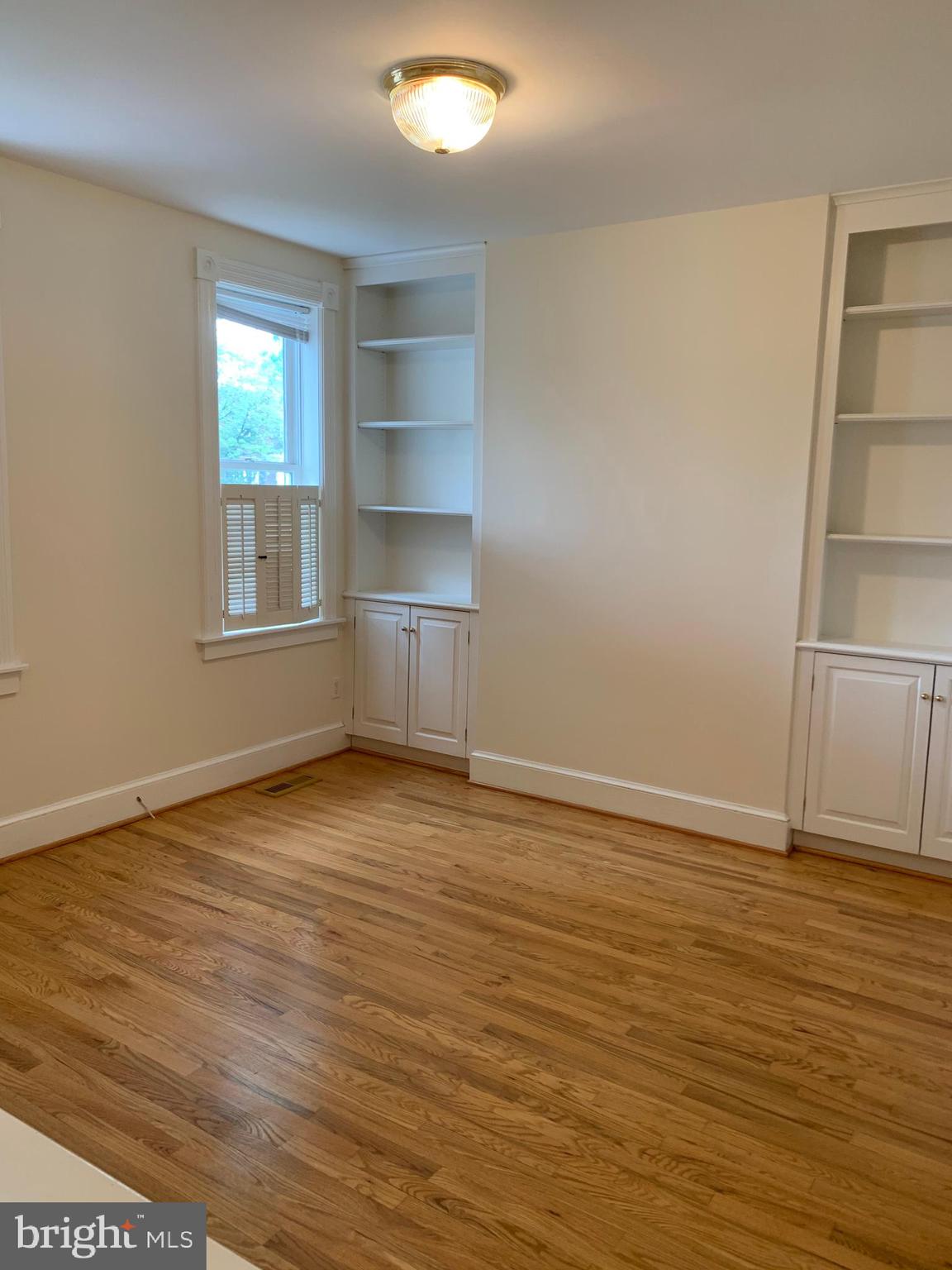 OLD TOWN ALEXANDRIA - Residential Lease