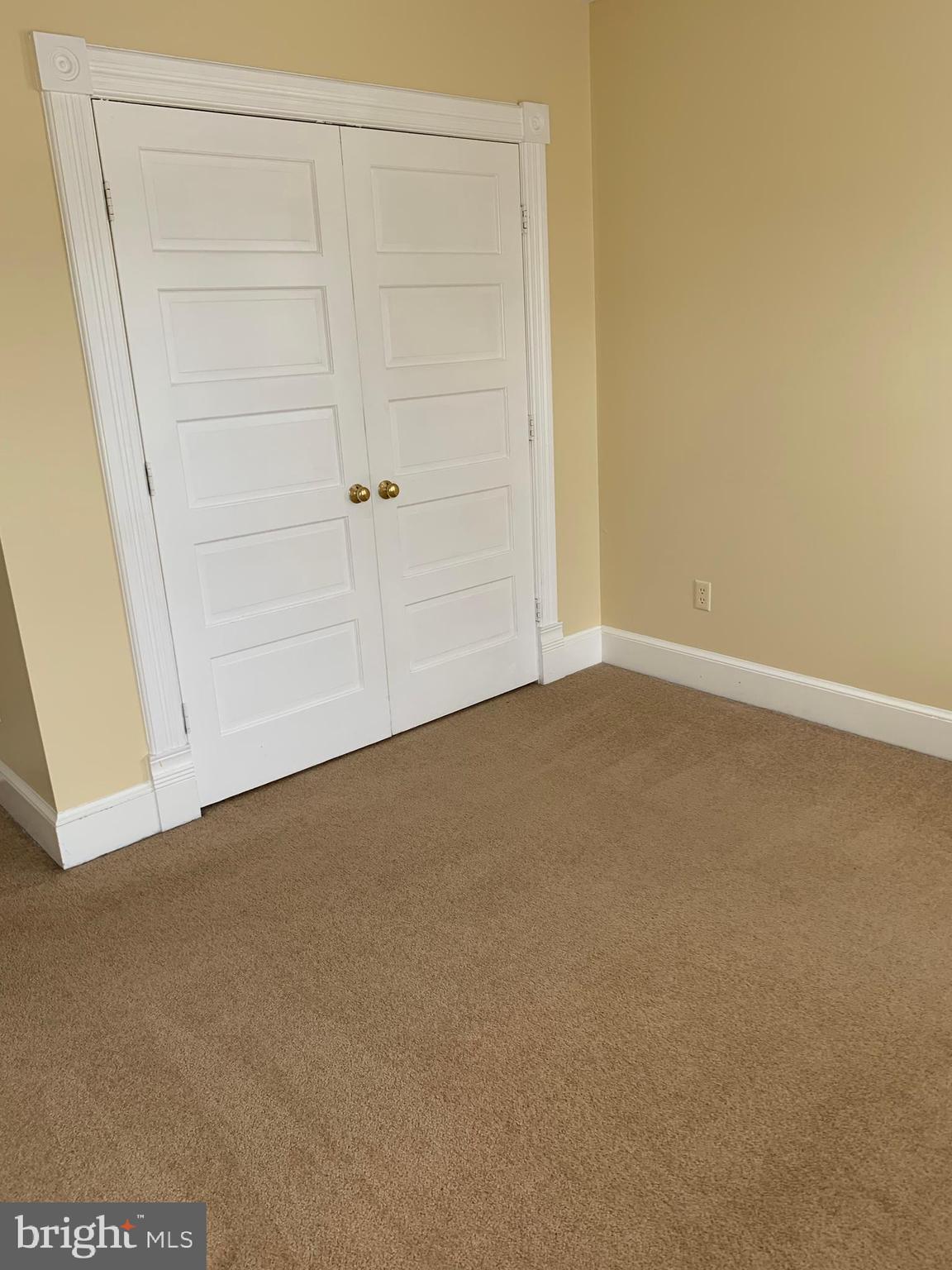 OLD TOWN ALEXANDRIA - Residential Lease